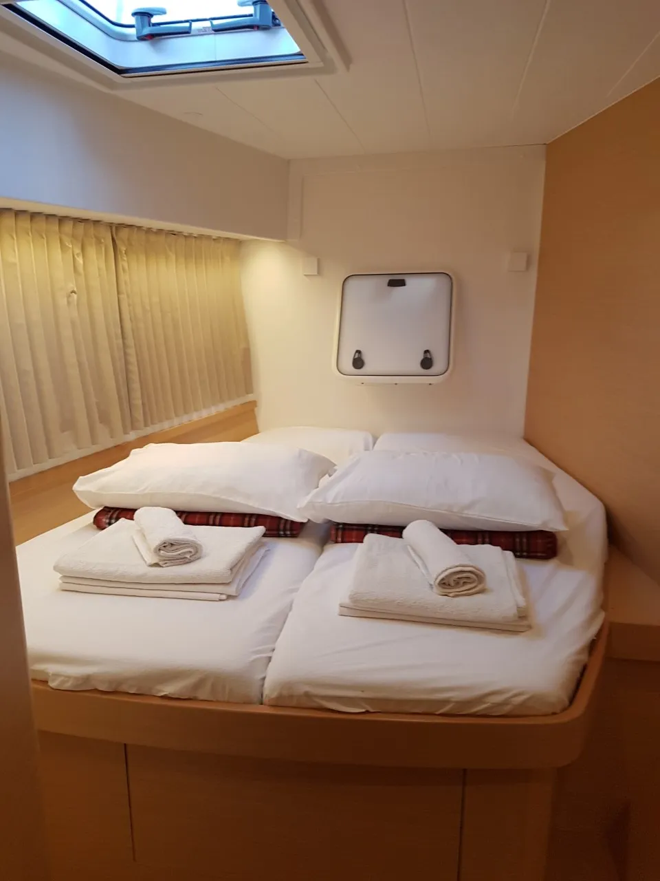 Lagoon 42 Agia Irini — jachtfoto 3
