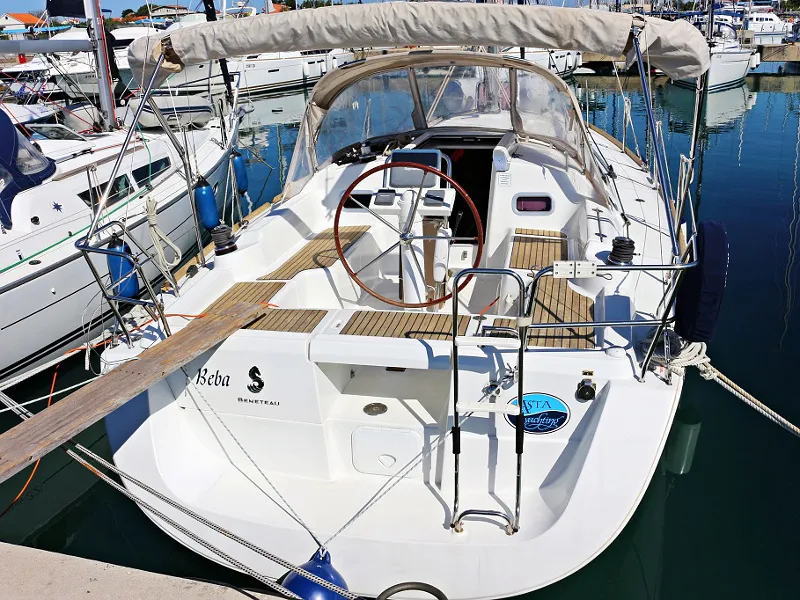 Oceanis 34 BEBA — foto dello yacht n. 2