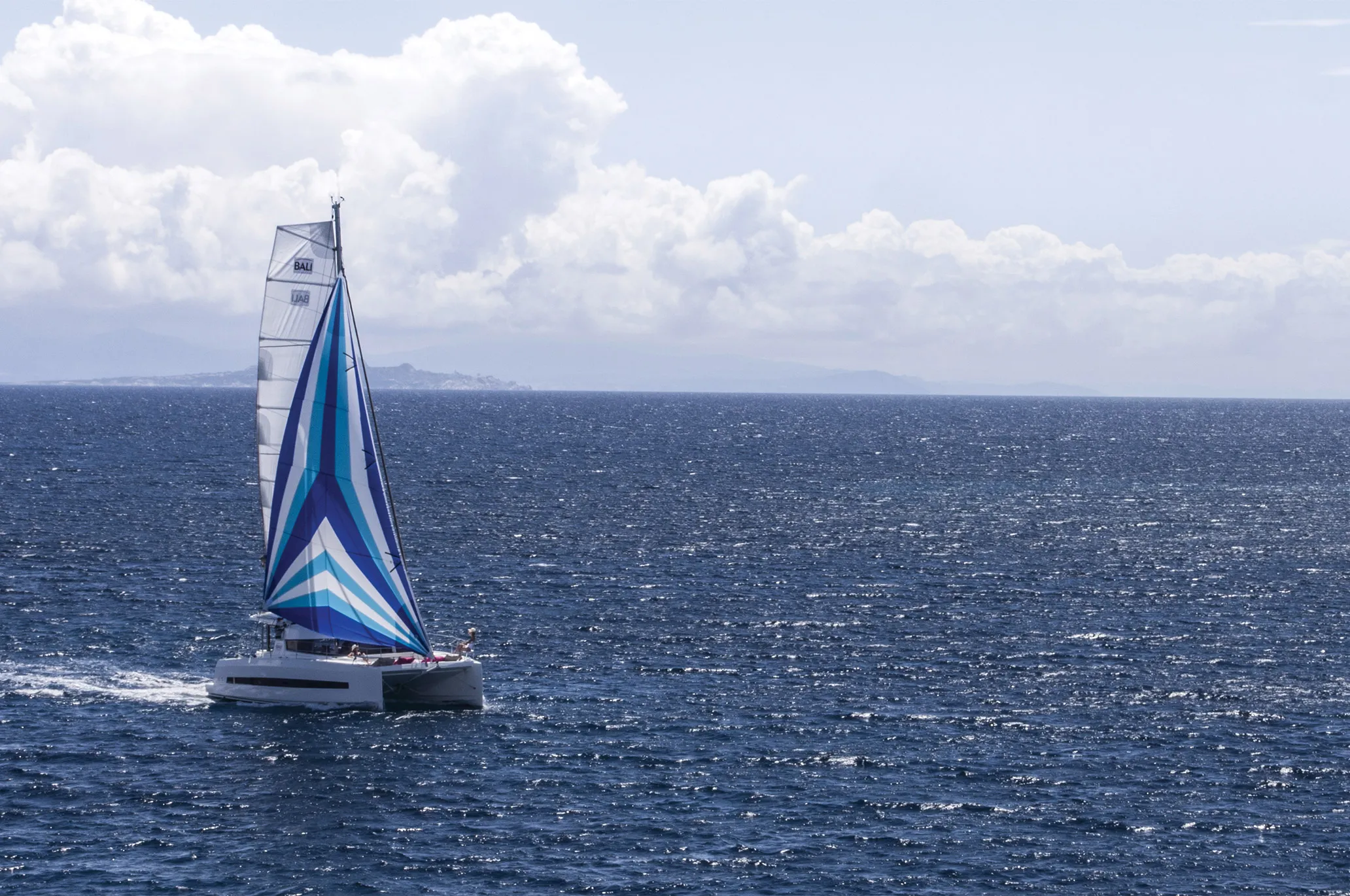 Bali 4.1 Jane — foto dello yacht n. 4