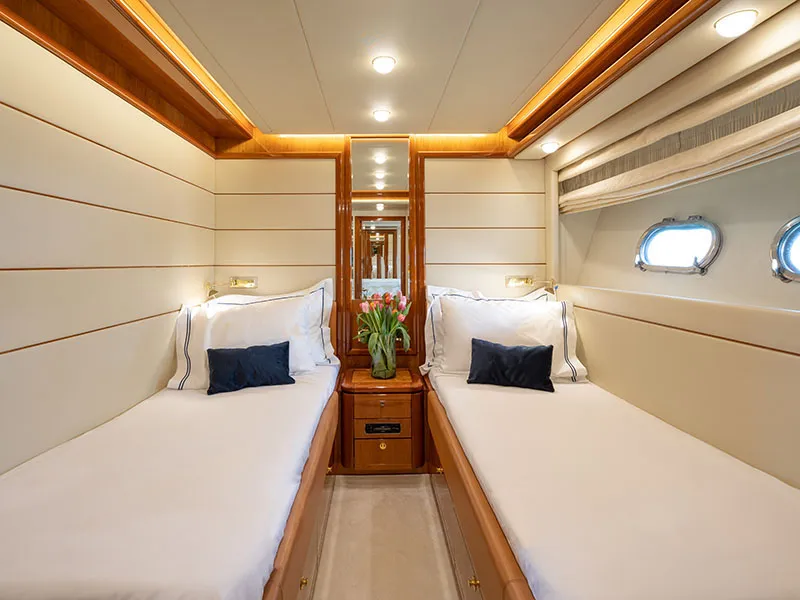 Ferretti 880 Estia YI — yacht photo 8