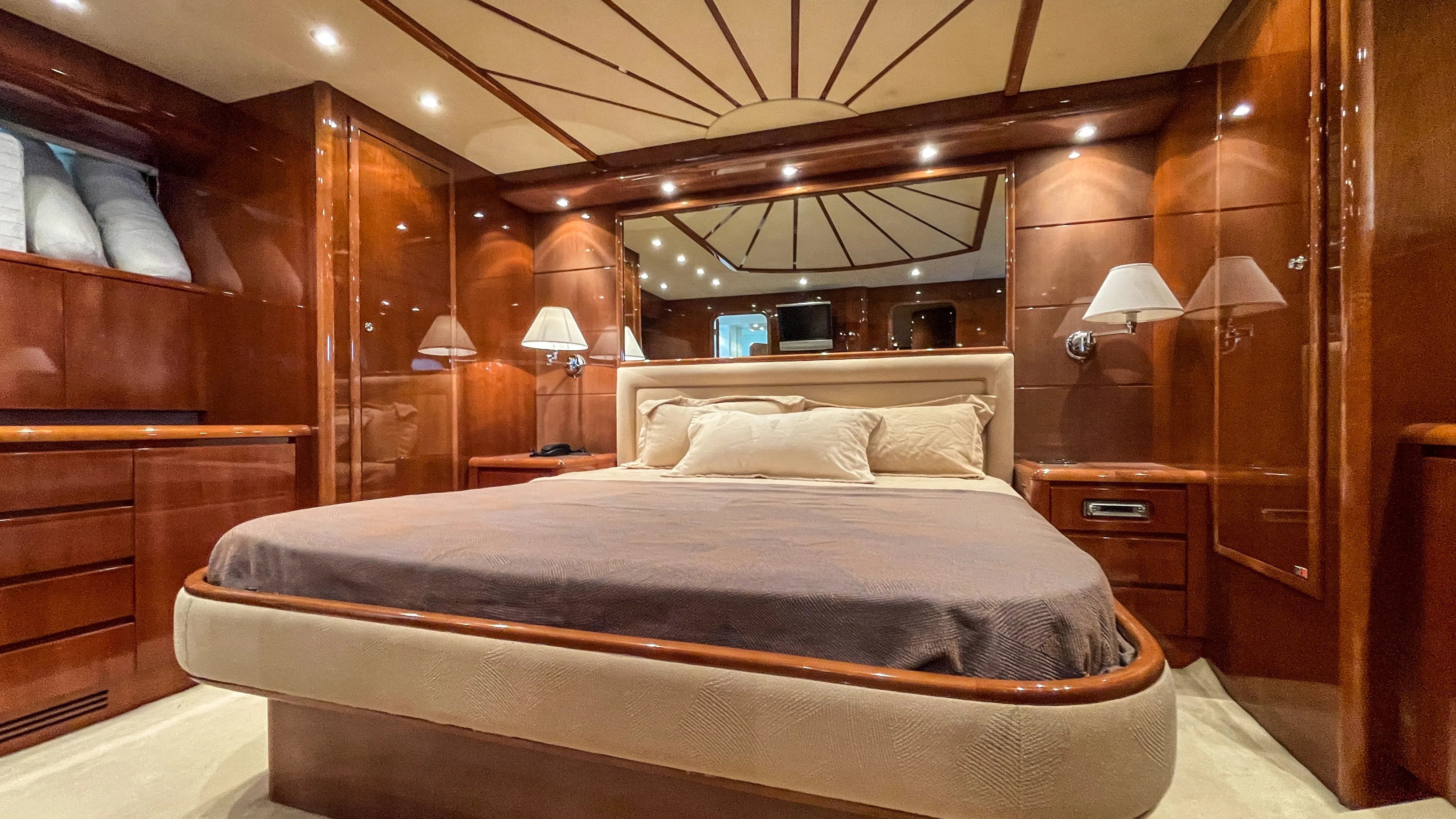 Falcon 86 Estia Poseidon — yacht photo 10