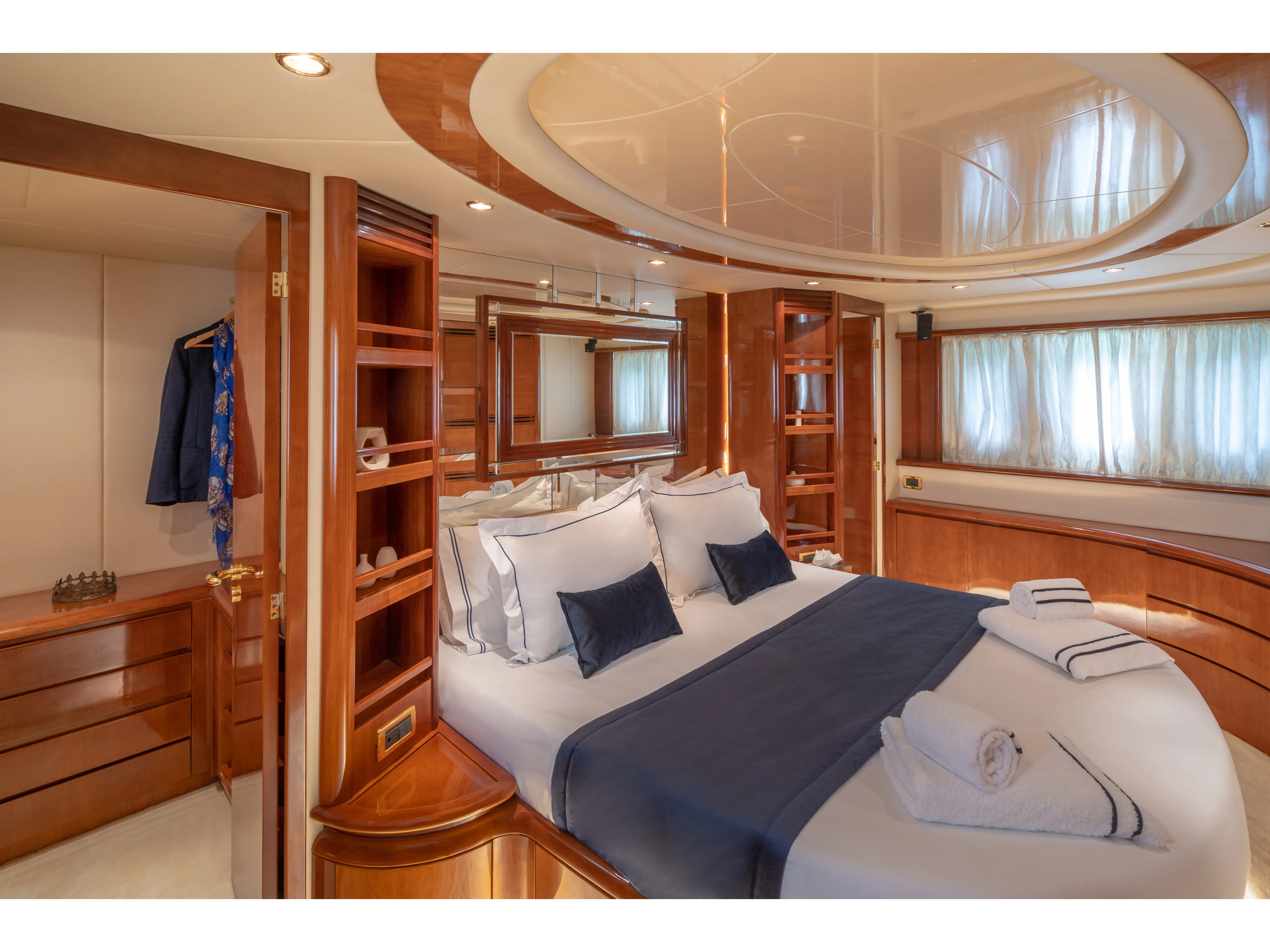 Azimut 74 Estia Zeus — yacht photo 11