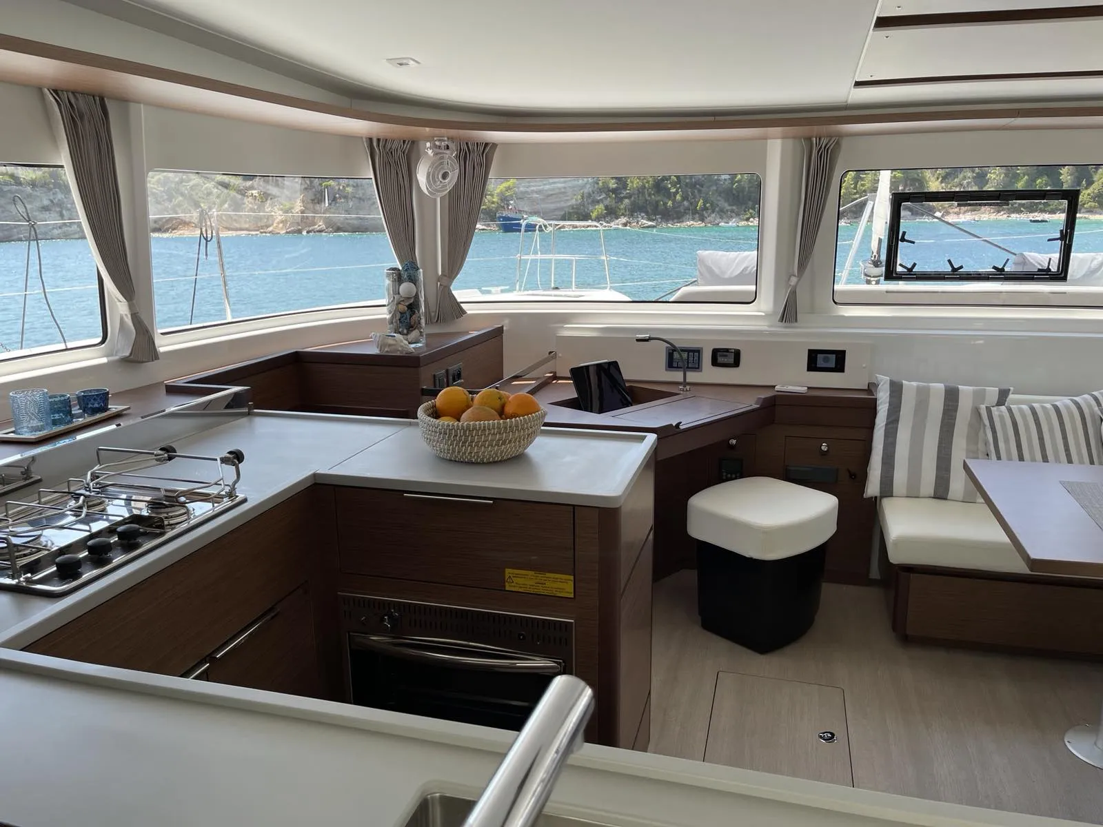 Lagoon 46 Grand Blue — fotografija jahte 21
