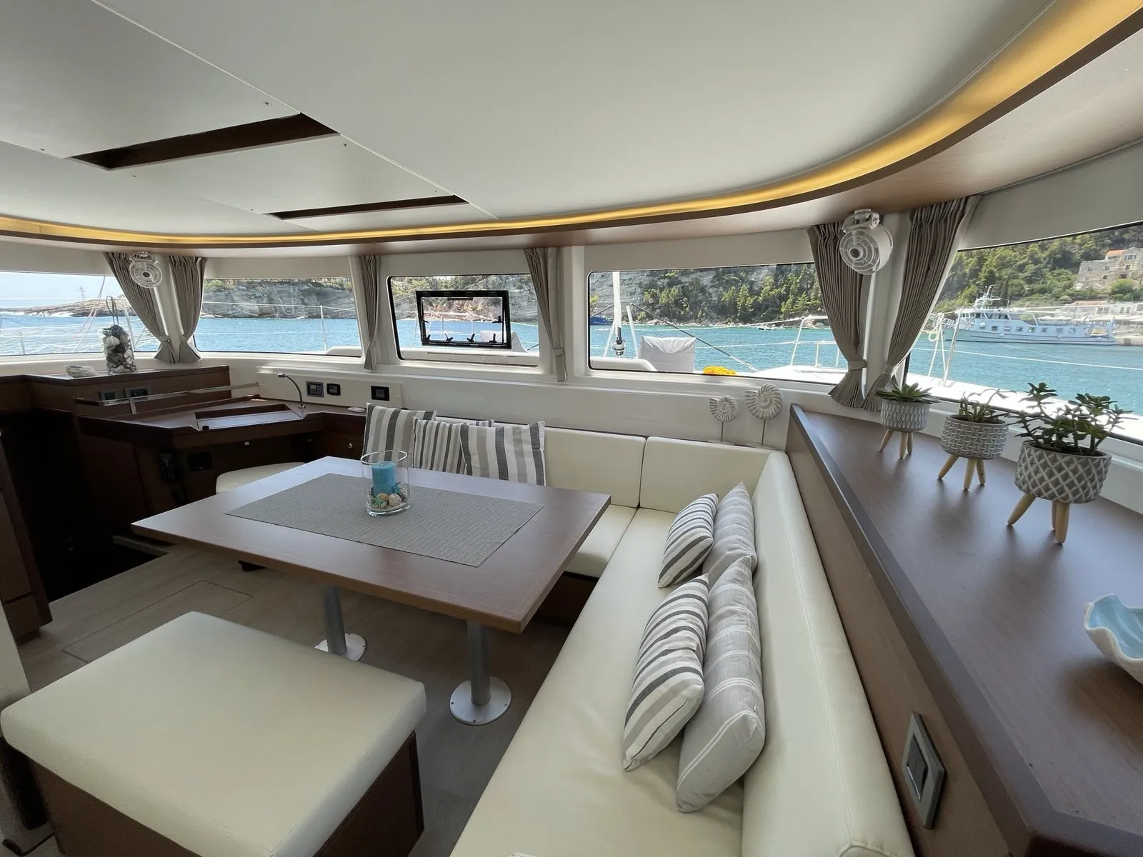 Lagoon 46 Grand Blue — fotografija jahte 31