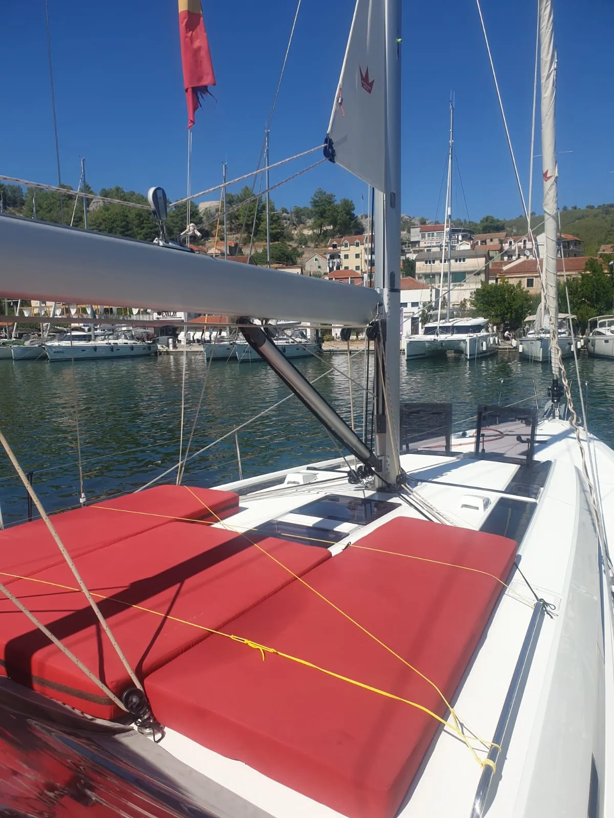 Oceanis 46.1 Raluca — yacht photo 12
