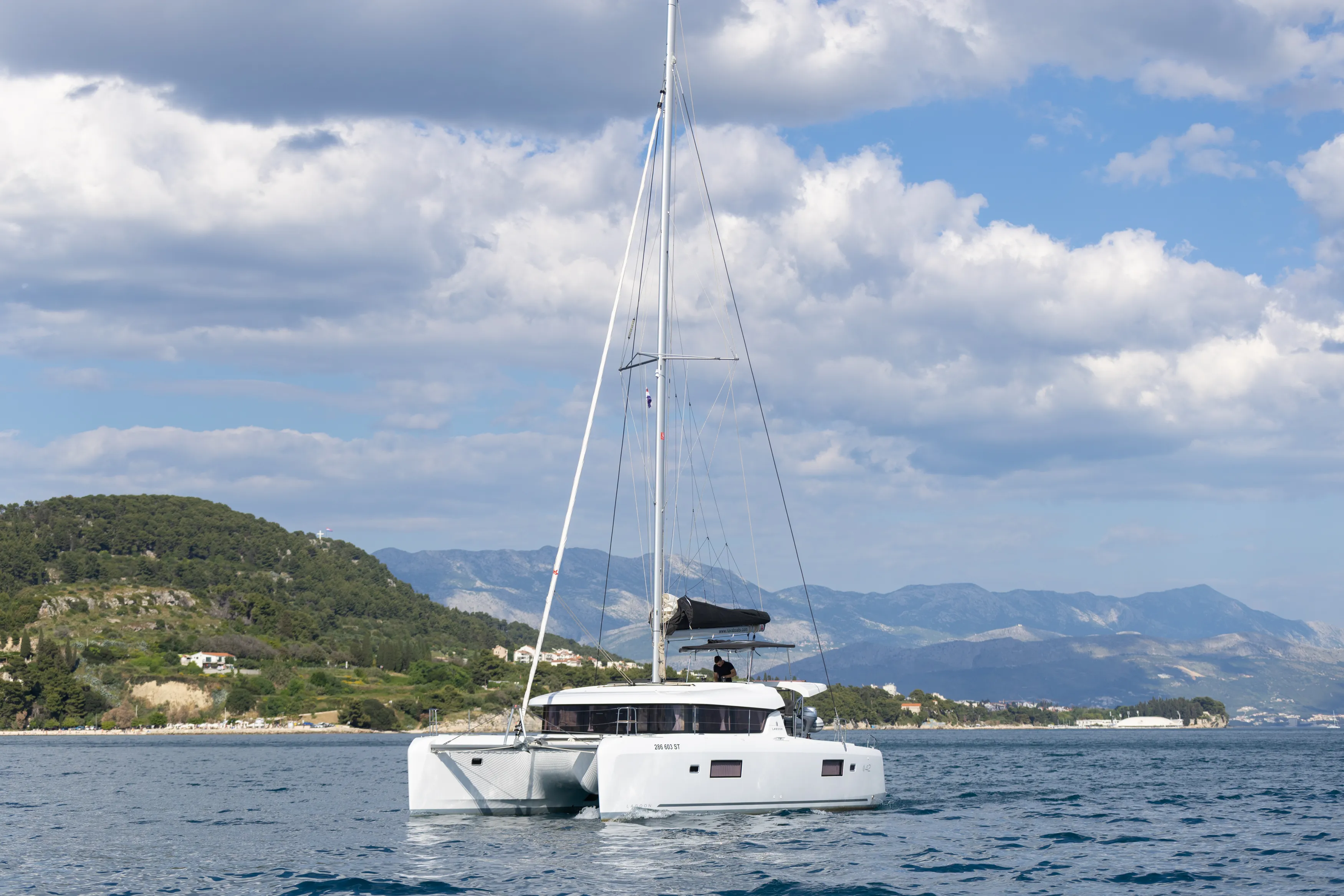 Lagoon 42 AVENTUS — tekne fotoğrafı 2