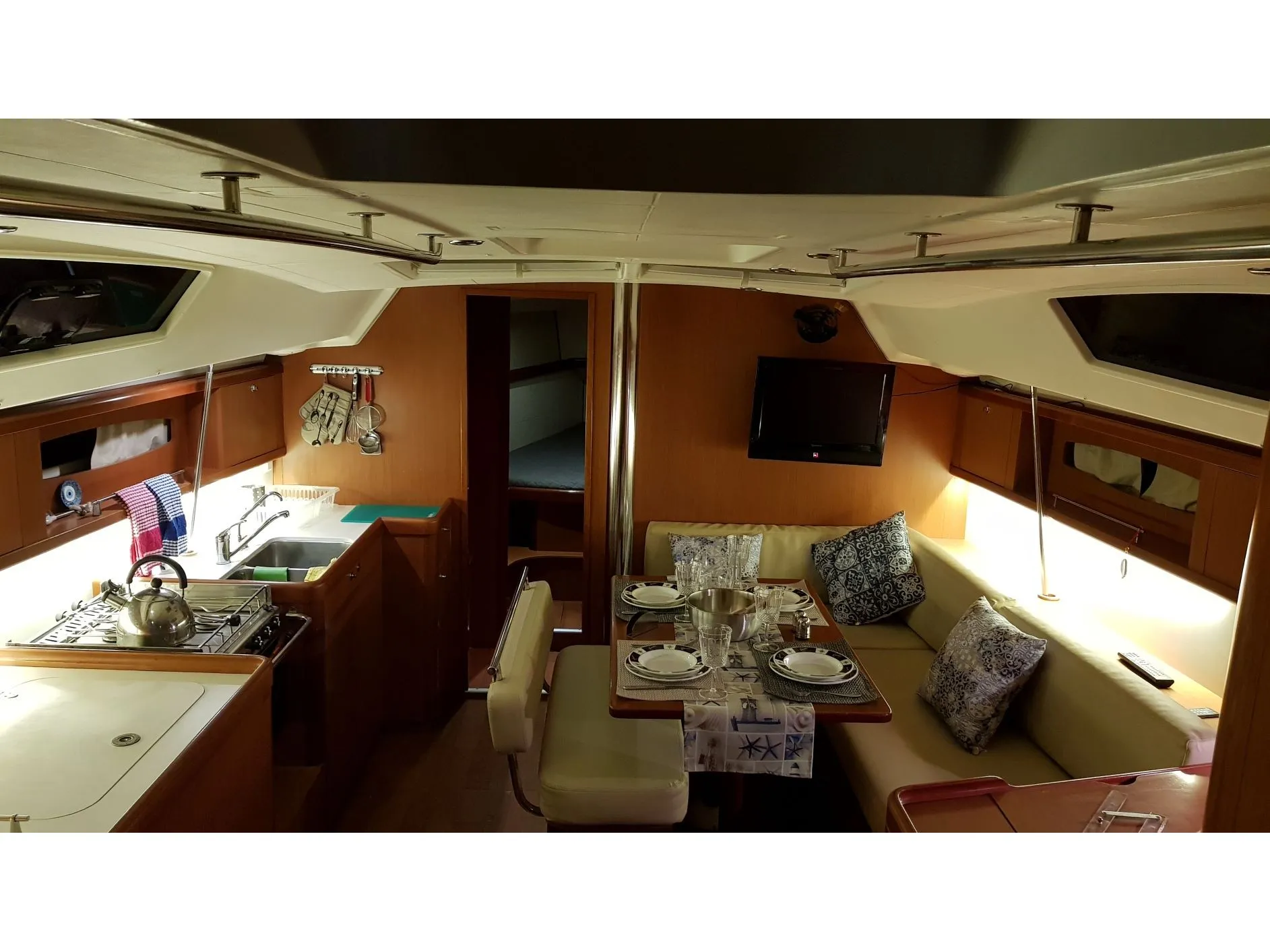 Oceanis 46 Sifnos 46.1 — jahtikuva 2