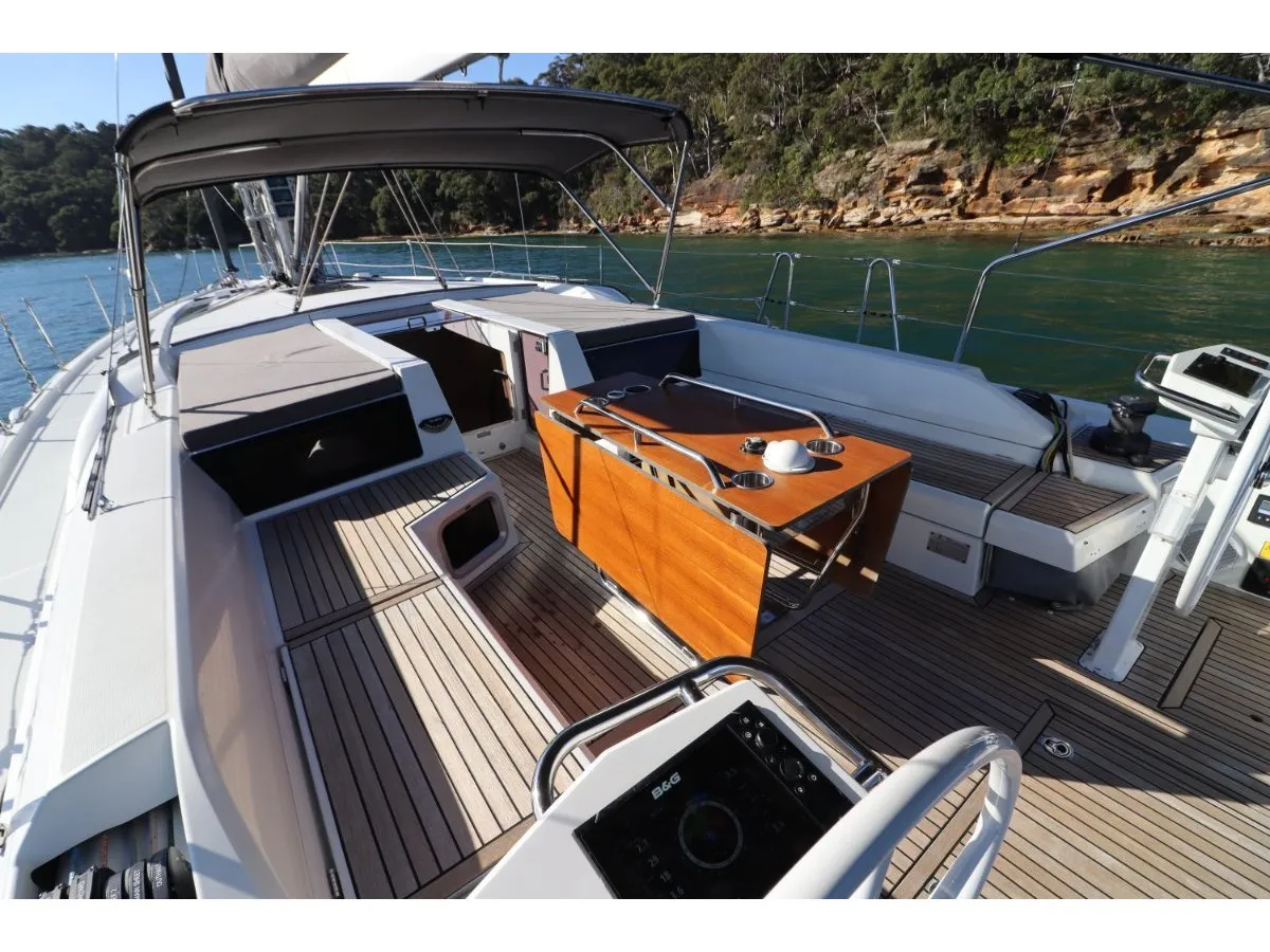 Oceanis 51.1 Caramel — фотография яхты 2