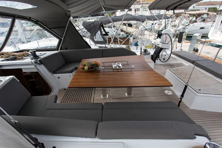 Dufour 530 JOHANNA — yacht photo 6