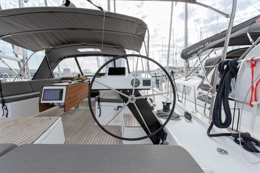 Dufour 530 JOHANNA — yacht photo 18
