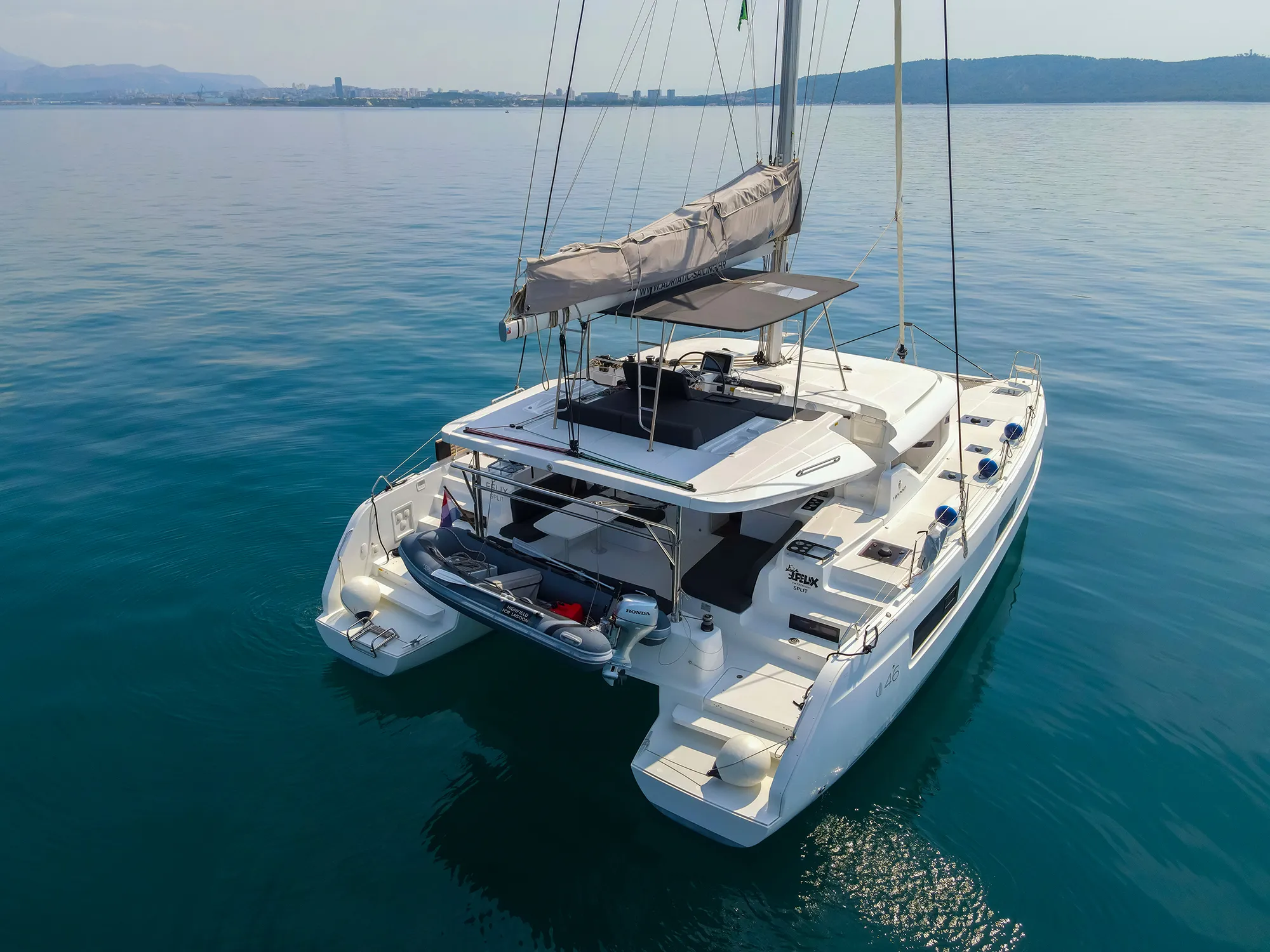 Lagoon 46 FELIX — φωτογραφία σκάφους 2