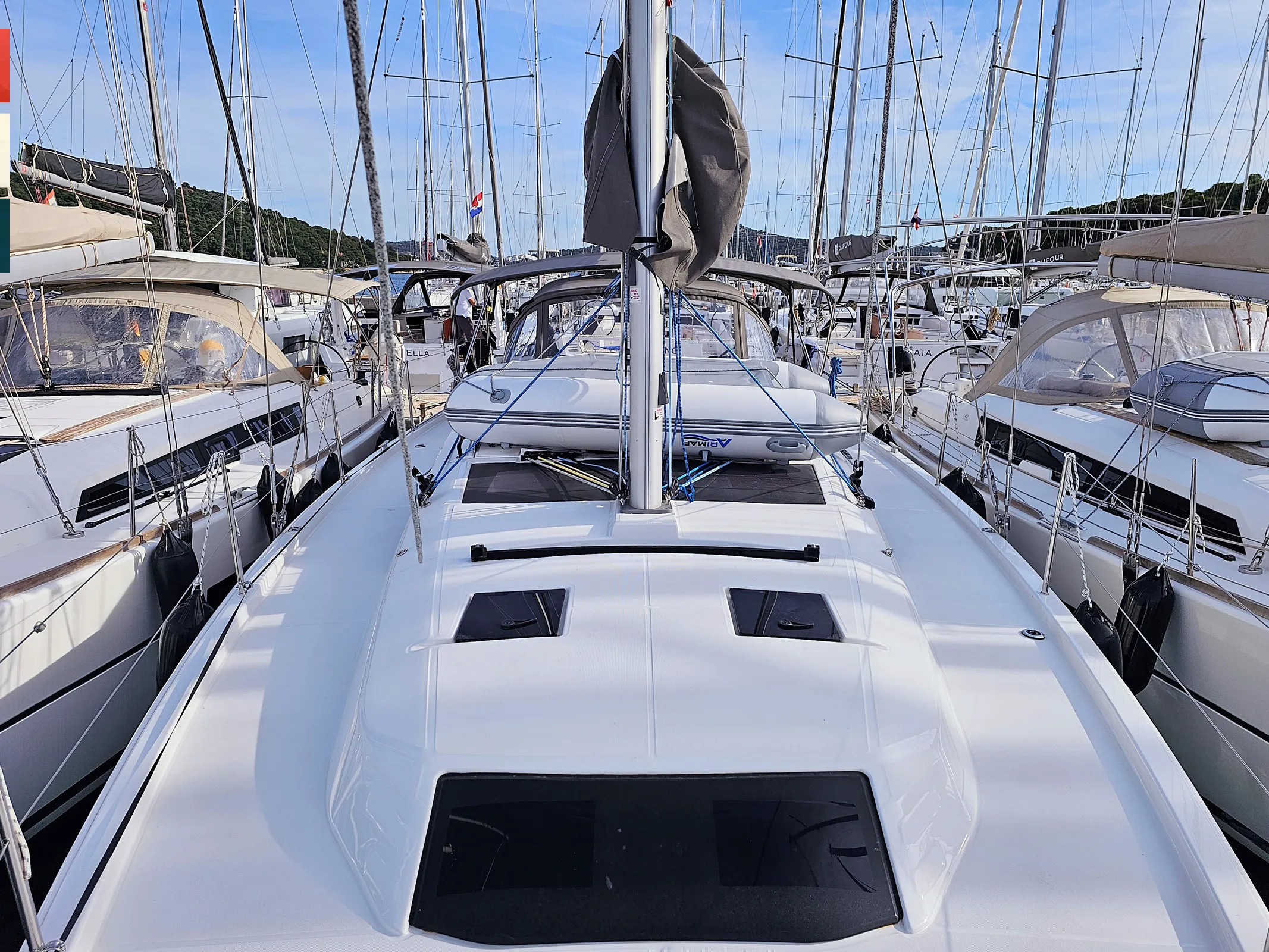 Dufour 41 Kaya (A/C & gen) — fotografia jachty 4