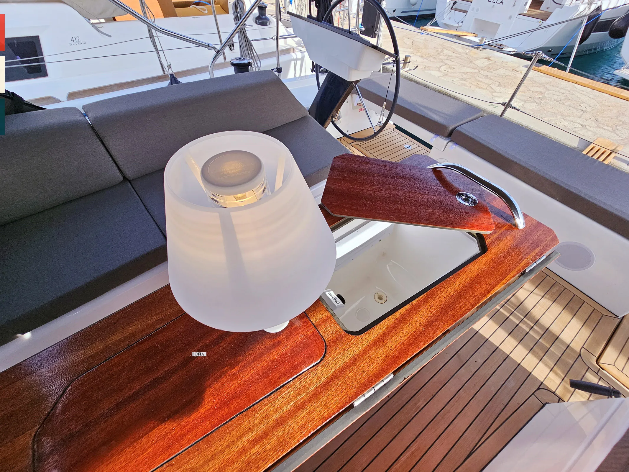 Dufour 41 Kaya (A/C & gen) — fotografia jachty 12