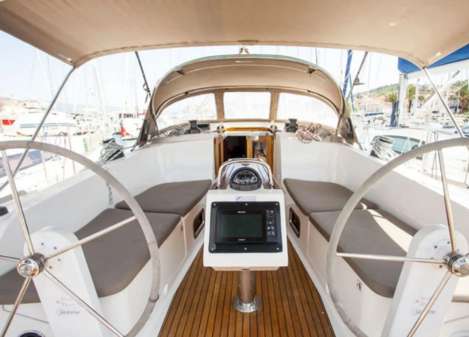 Bavaria 41 Cruiser SAKE — фотография яхты 10