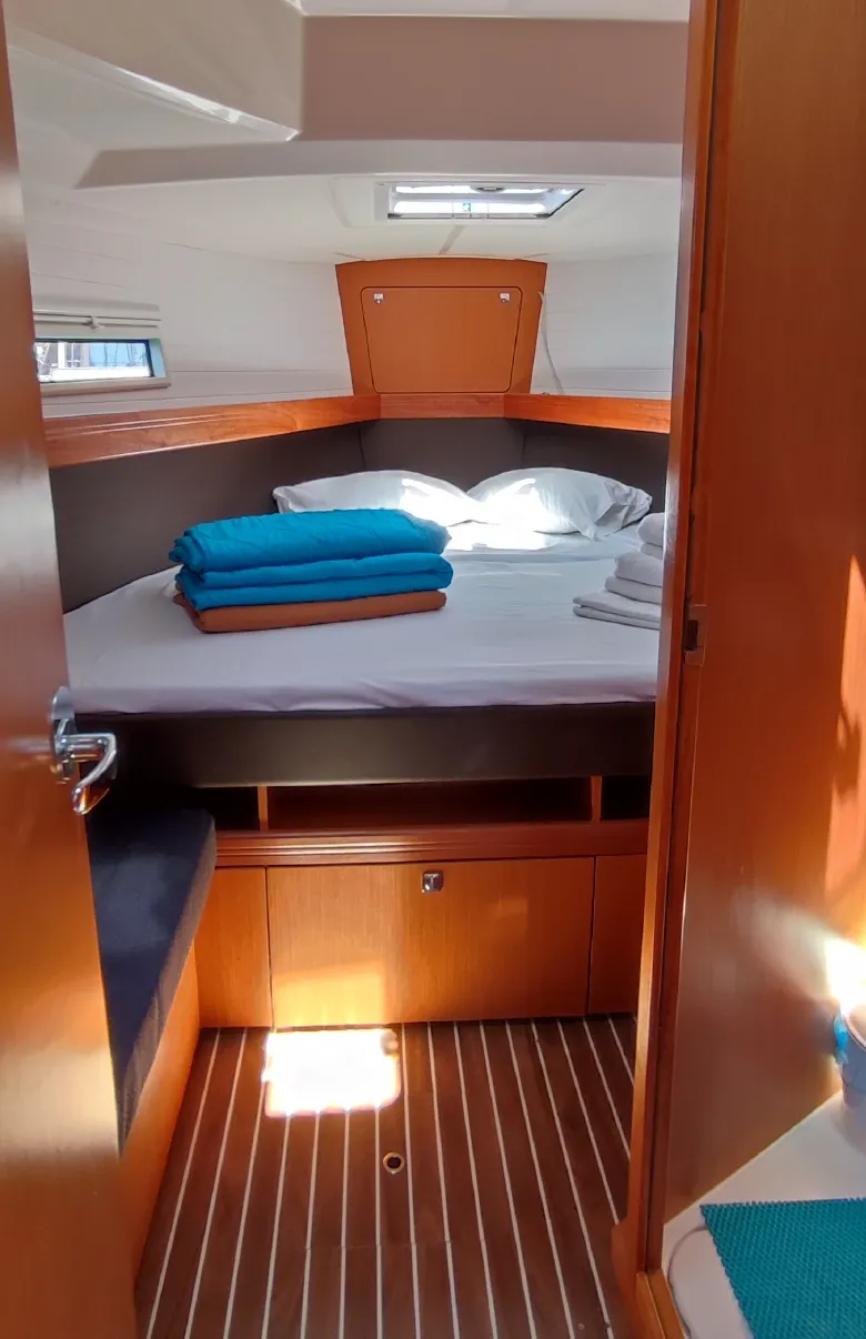 Bavaria 41 Cruiser SAKE — фотография яхты 6