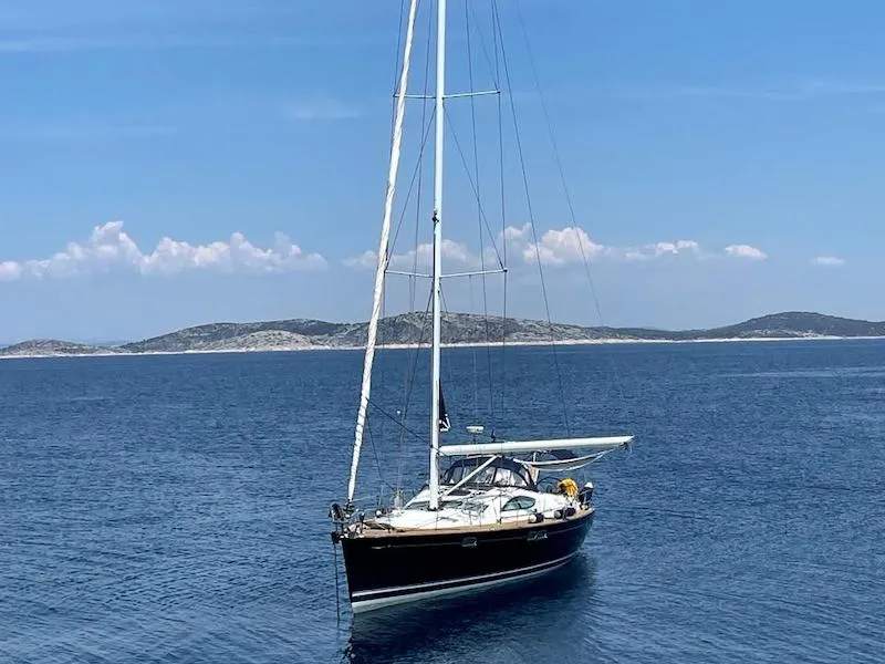 Sun Odyssey 54DS Olivia Adriatica - Enthusiast Owned Yacht — yacht photo 11