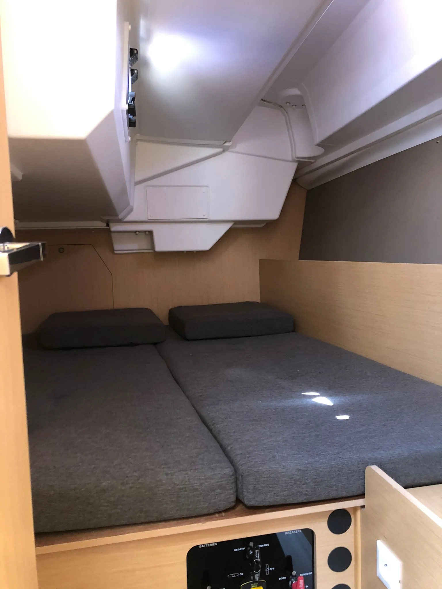 Oceanis 38 Amaral — foto dello yacht n. 13