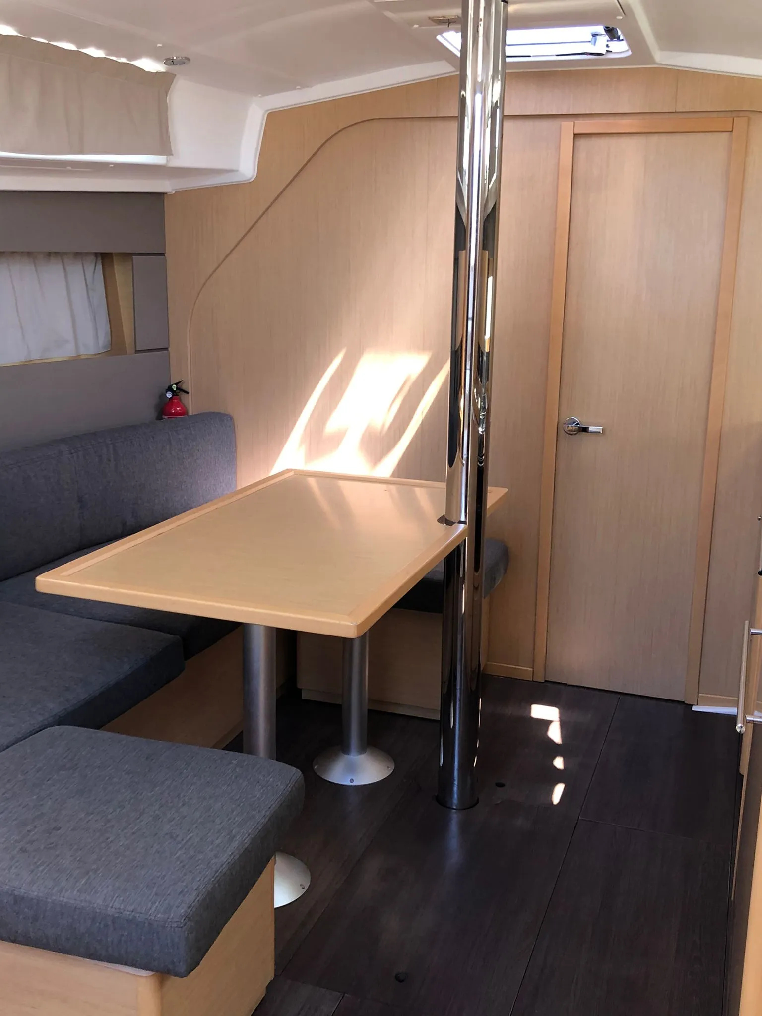Oceanis 38 Amaral — foto dello yacht n. 2