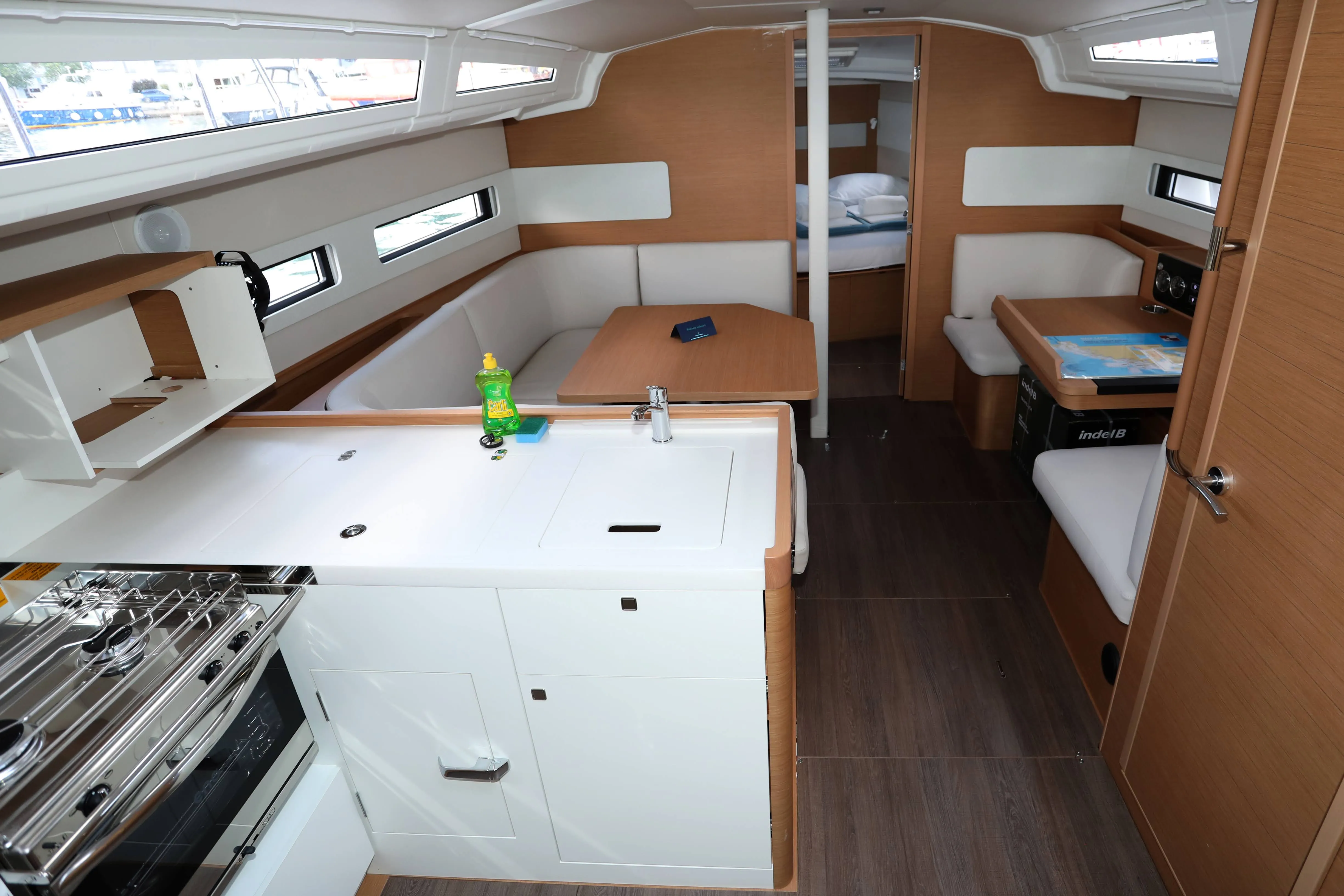 Sun Odyssey 415 Nuria — yacht photo 2