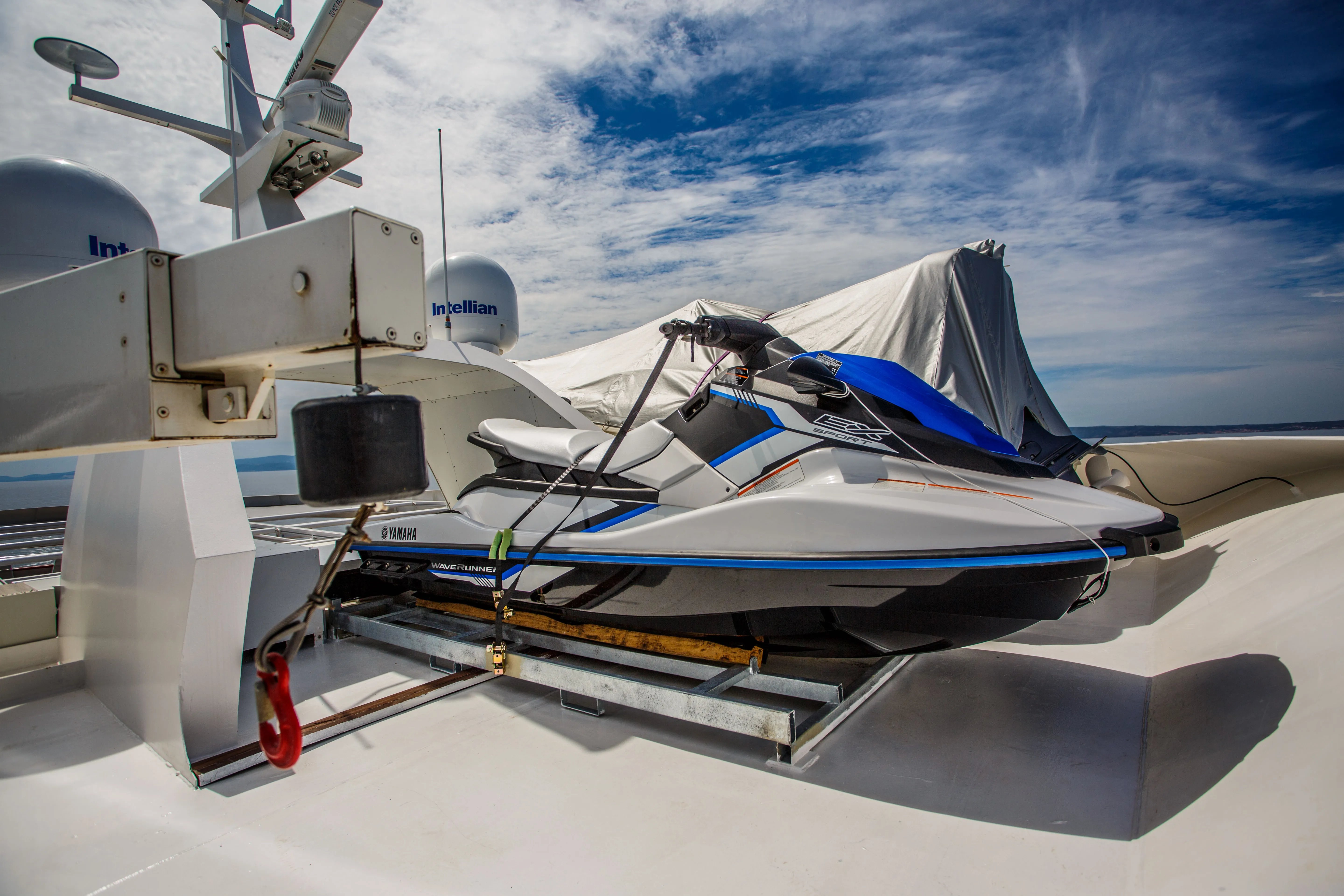 Luxury Motor Yacht Ban — yacht photo 20