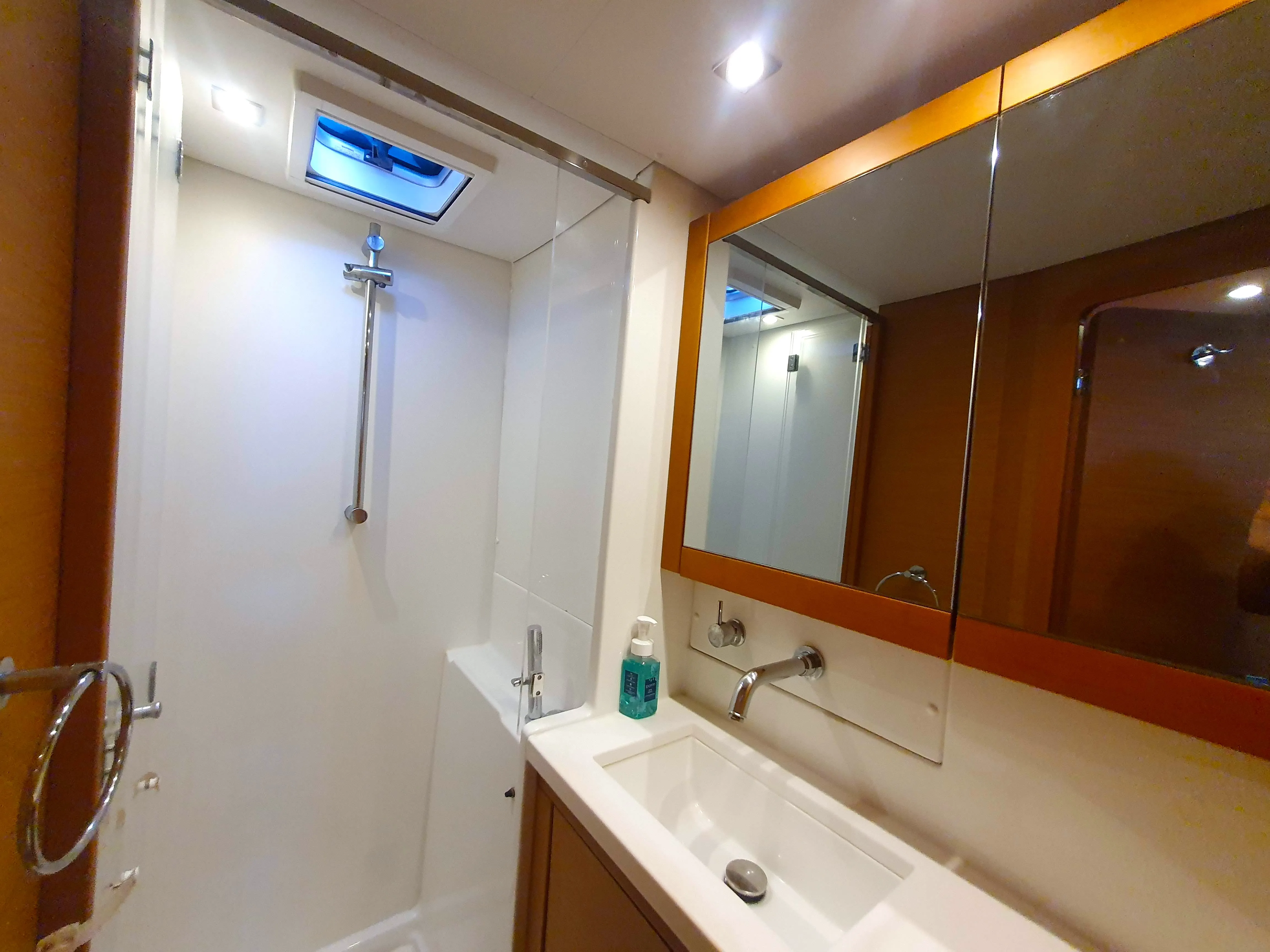 Lagoon 450 Fly ArMarg — jahtikuva 10