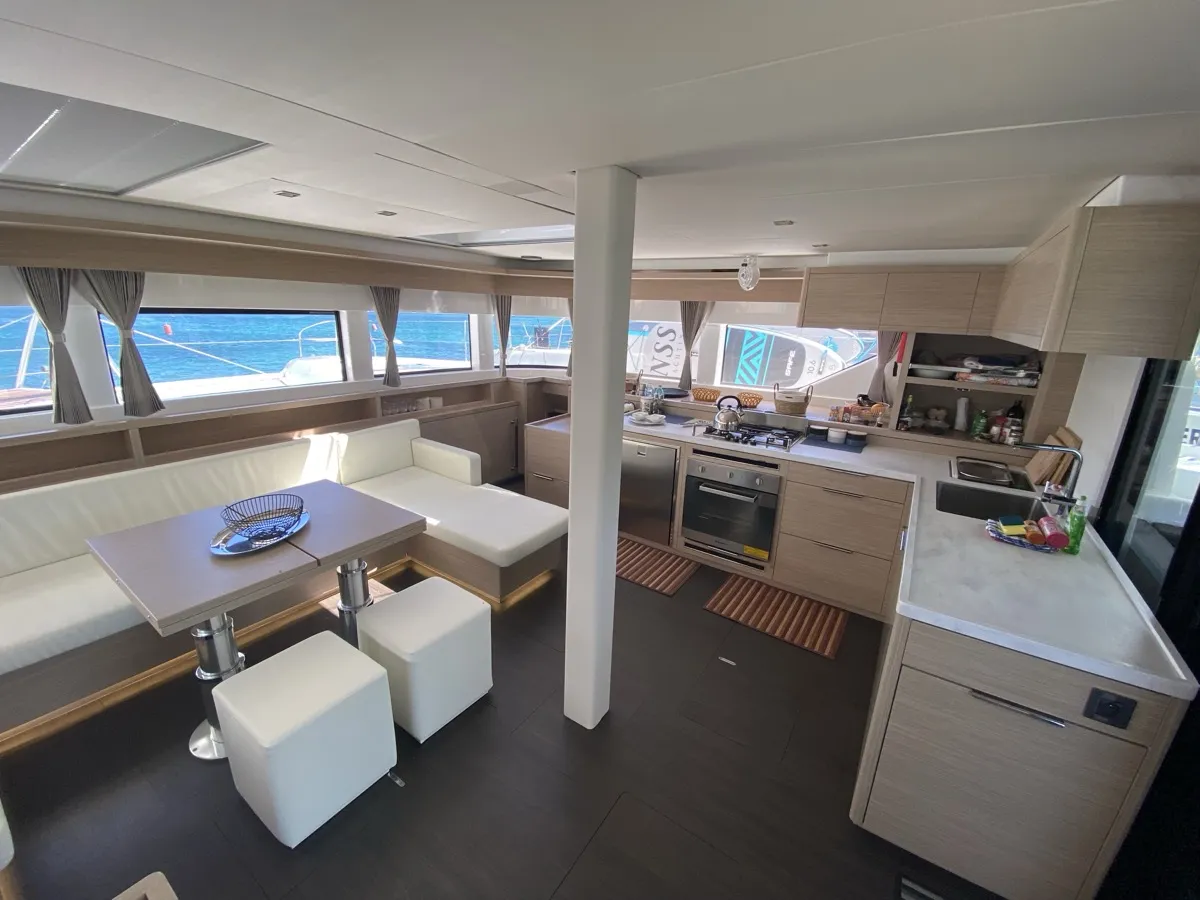 Lagoon 55 The Moon - FIRST CLASS — tekne fotoğrafı 2