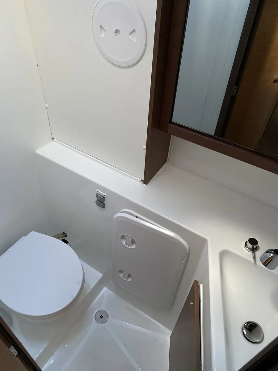 Lagoon 42 Proxima Centauri — yacht photo 2