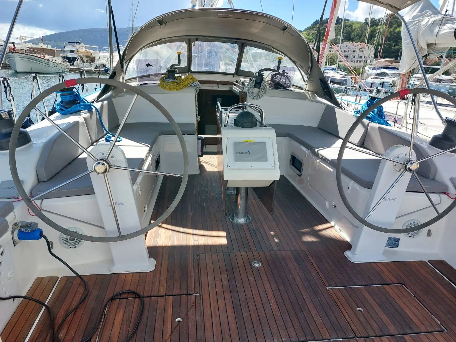 Bavaria 51 Cruiser Vera — yacht photo 2
