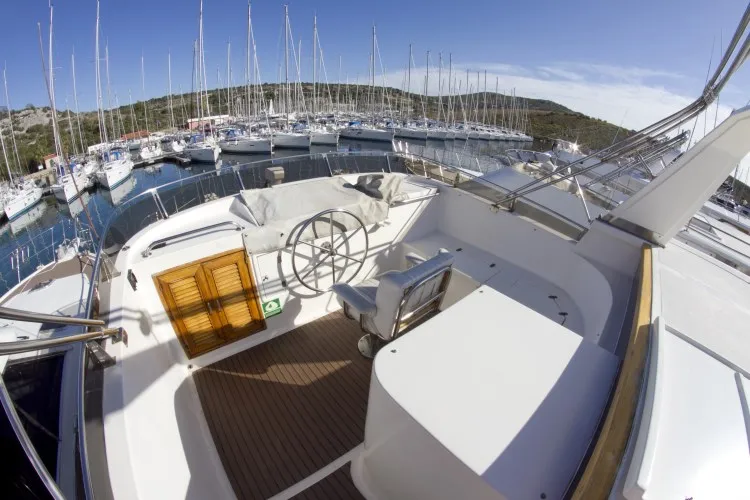Staryacht 1670 Holiday — yacht photo 18