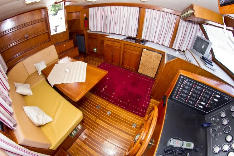 Staryacht 1670 Holiday — yacht photo 8