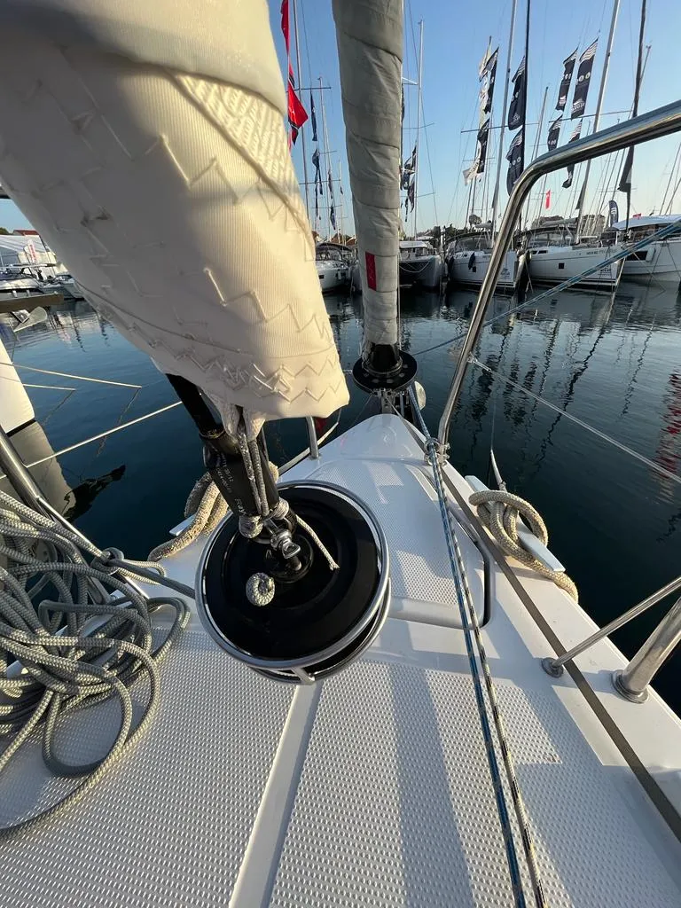 First 36 ULTRA FIRST — jahtikuva 2