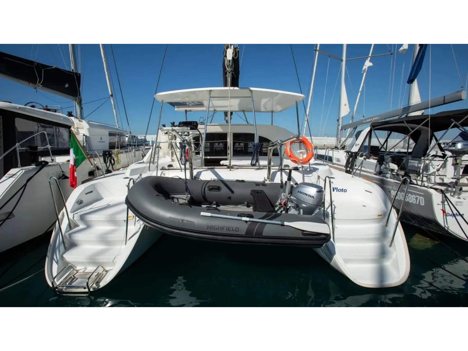 Lagoon 380 Ploto — yacht photo 1