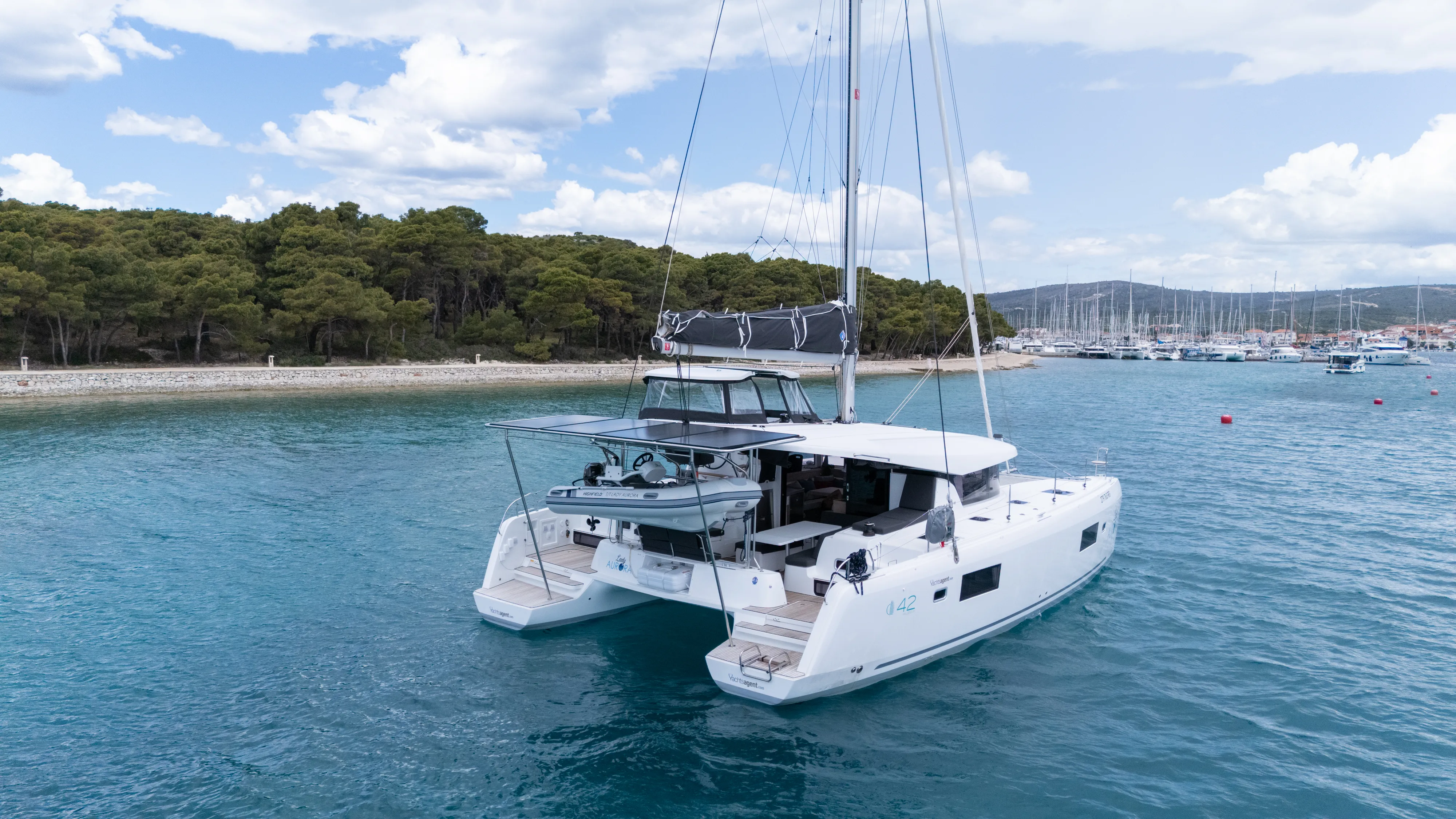 Lagoon 42 LADY AURORA — yacht photo 13