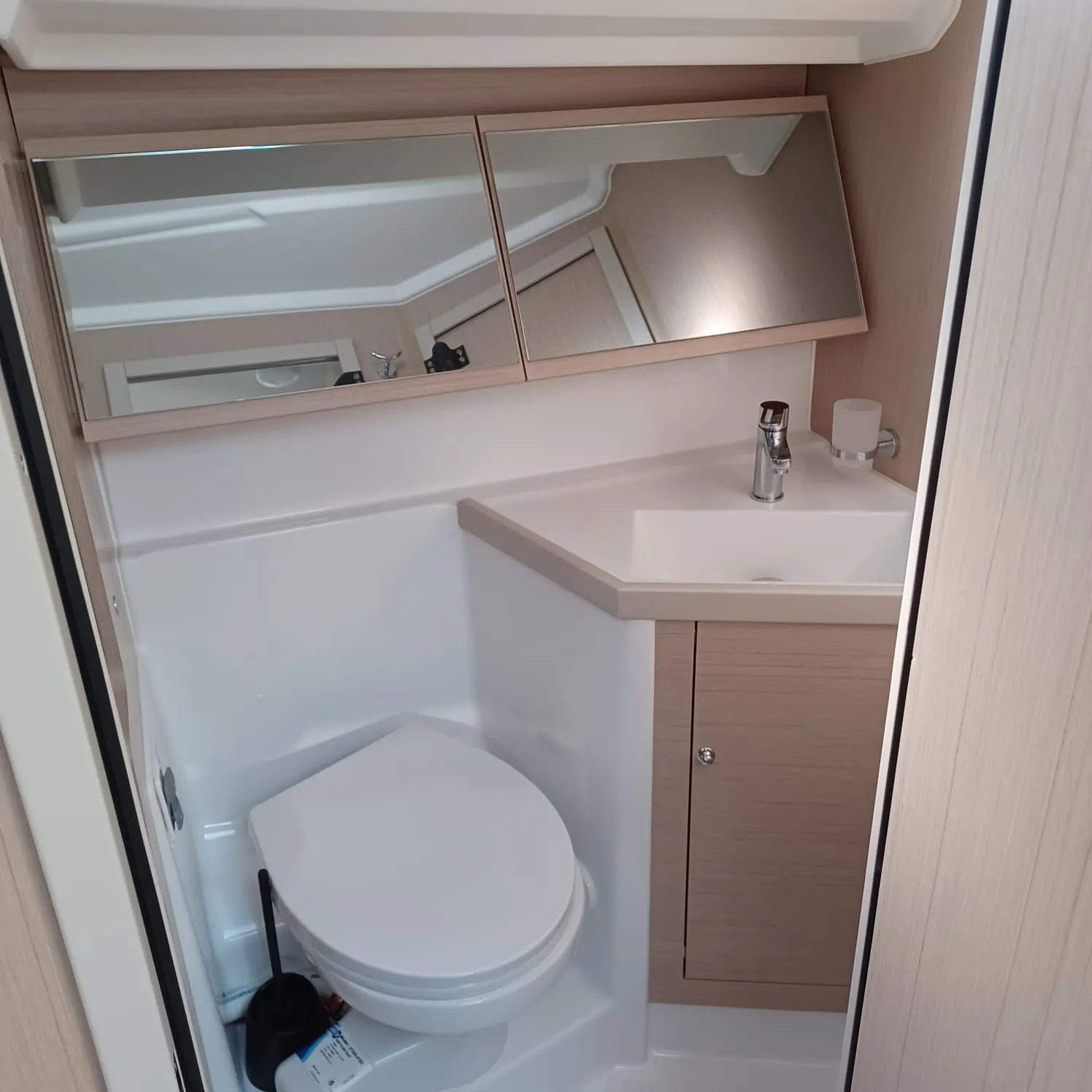 Oceanis 40.1 Elisa — yacht photo 18