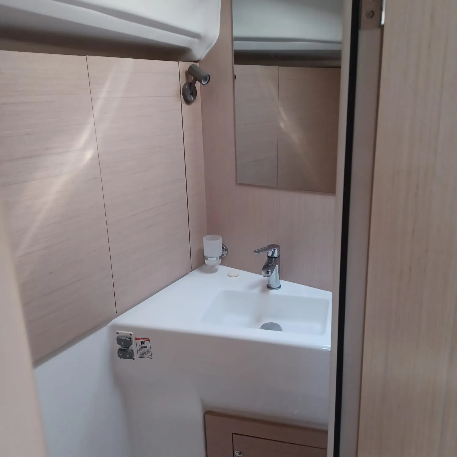 Oceanis 40.1 Elisa — yacht photo 4