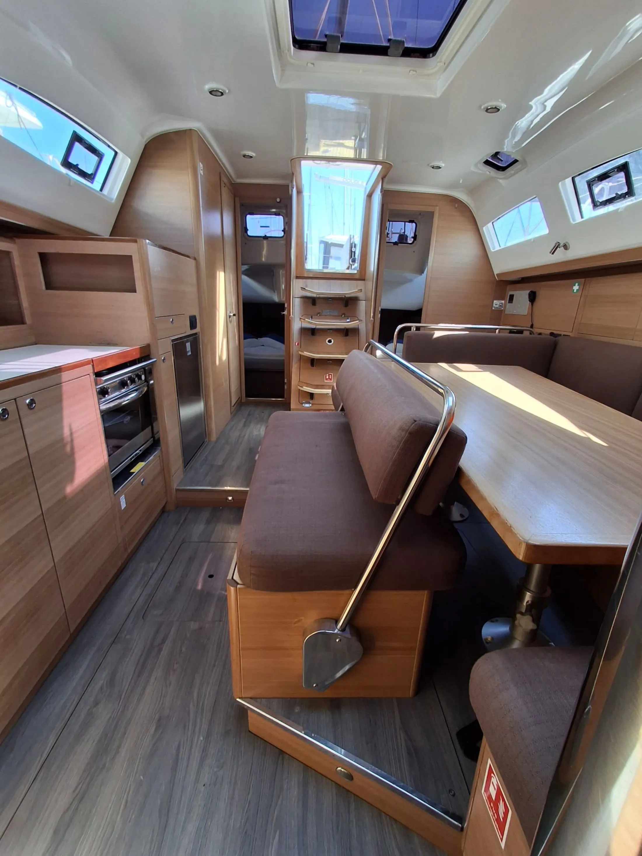Elan Impression 45.1 Sokol — yacht photo 2