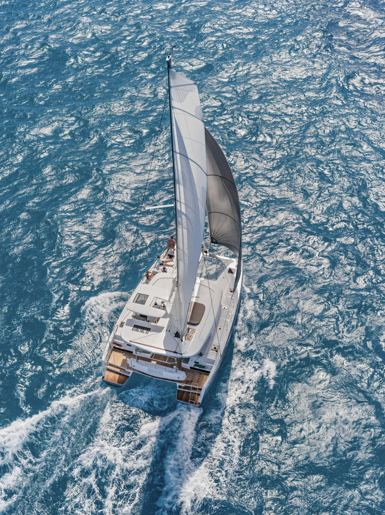 Lagoon 42 HeyBlue — фотография яхты 14