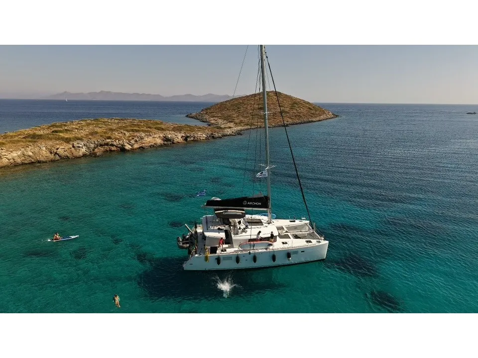 Lagoon 450 Fly Greis — foto dello yacht n. 1