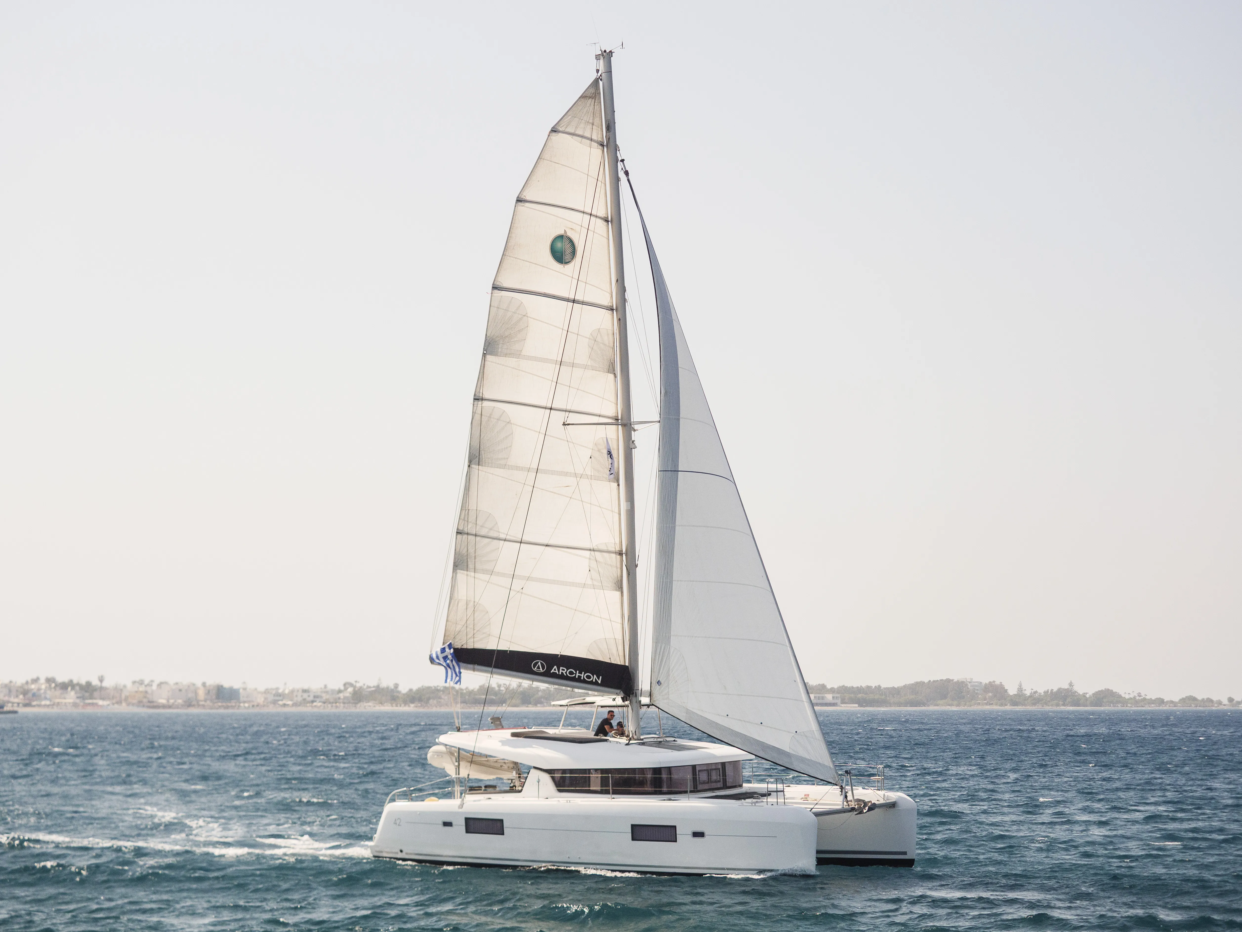 Lagoon 42 Blade — фотография яхты 1