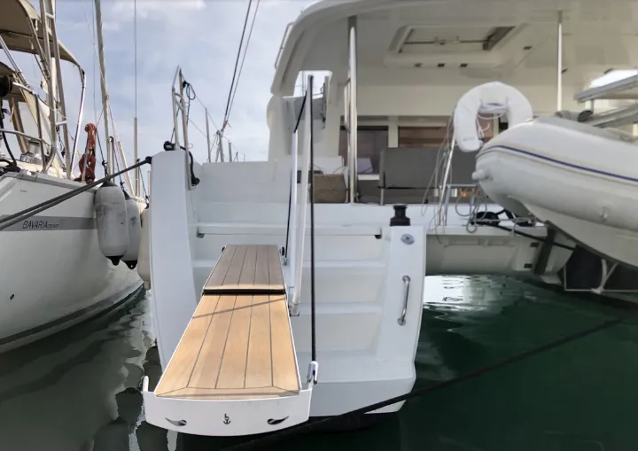 Lagoon 450 Fly Azraq — jahifoto 10