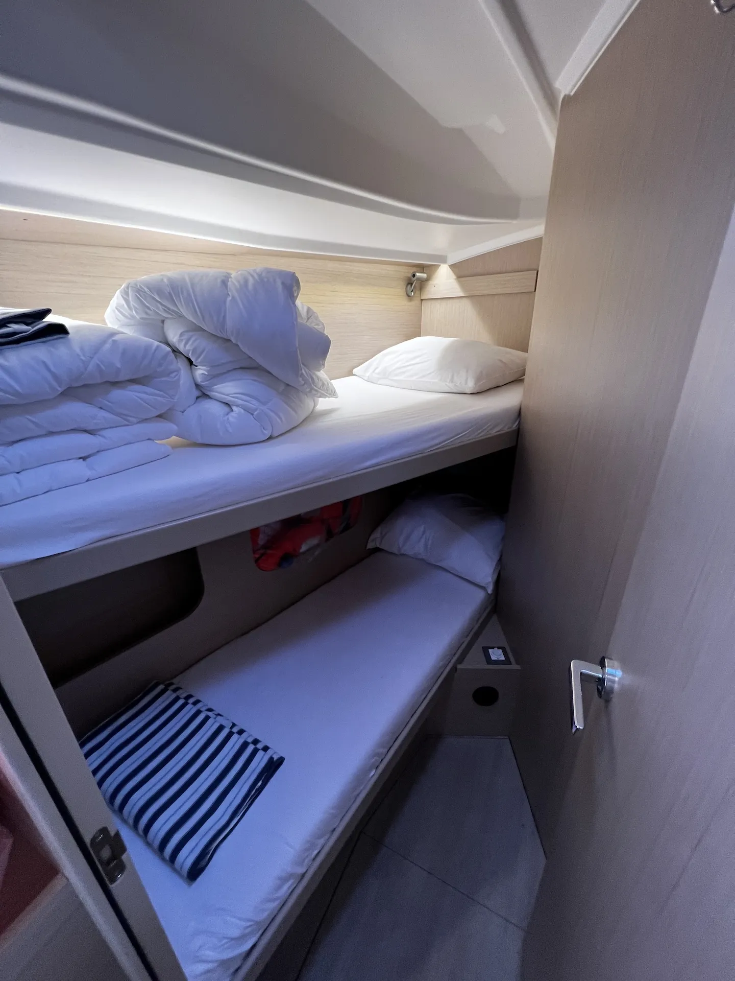 Oceanis 40.1 Aglaia — фотография яхты 5