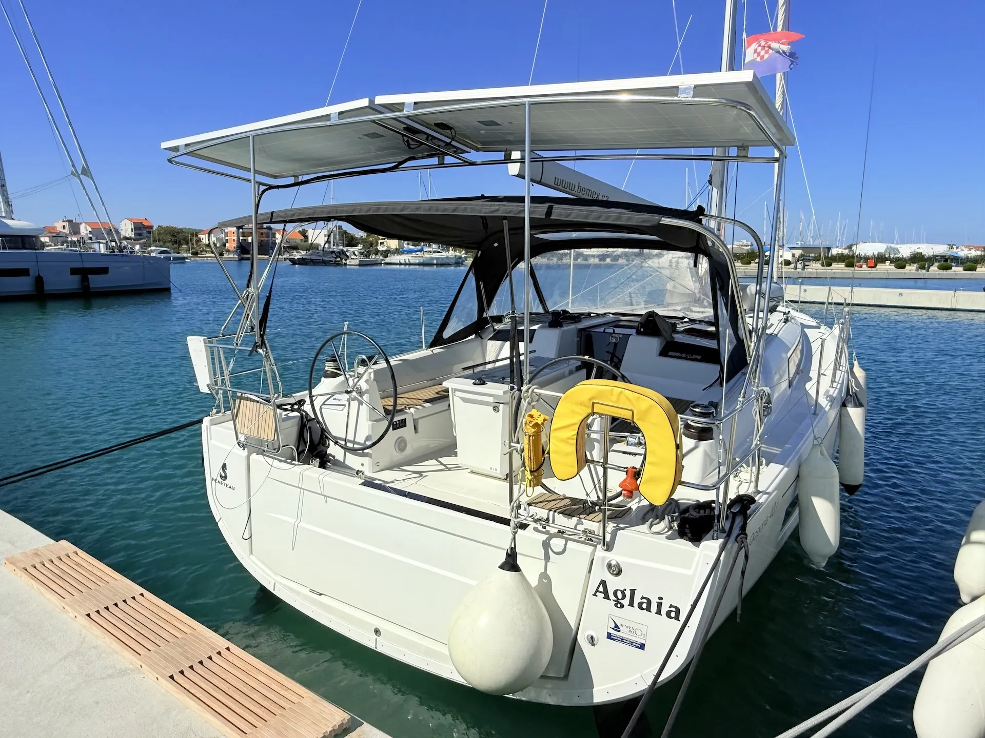 Oceanis 40.1 Aglaia — фотография яхты 6