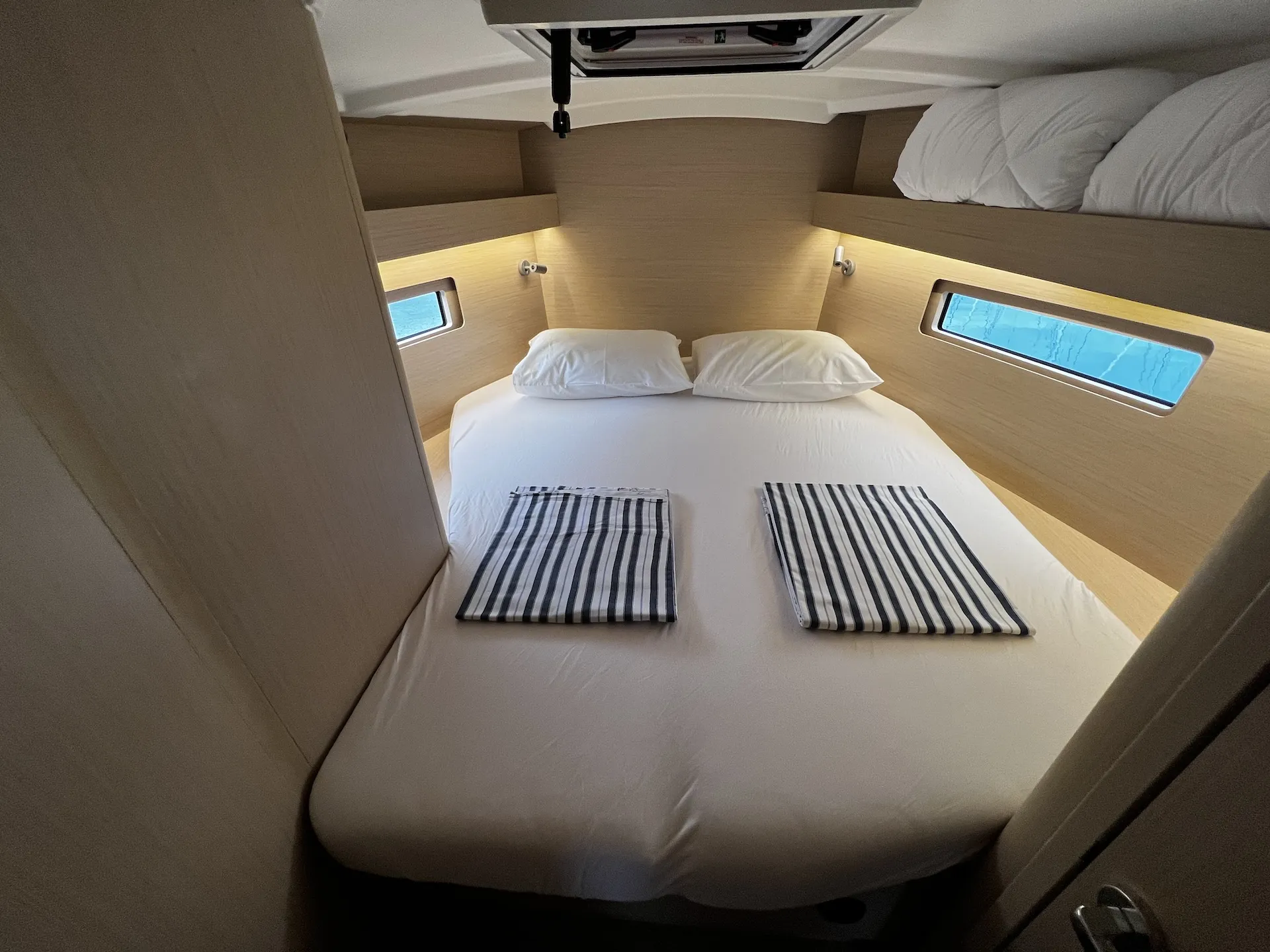 Oceanis 40.1 Aglaia — фотография яхты 9