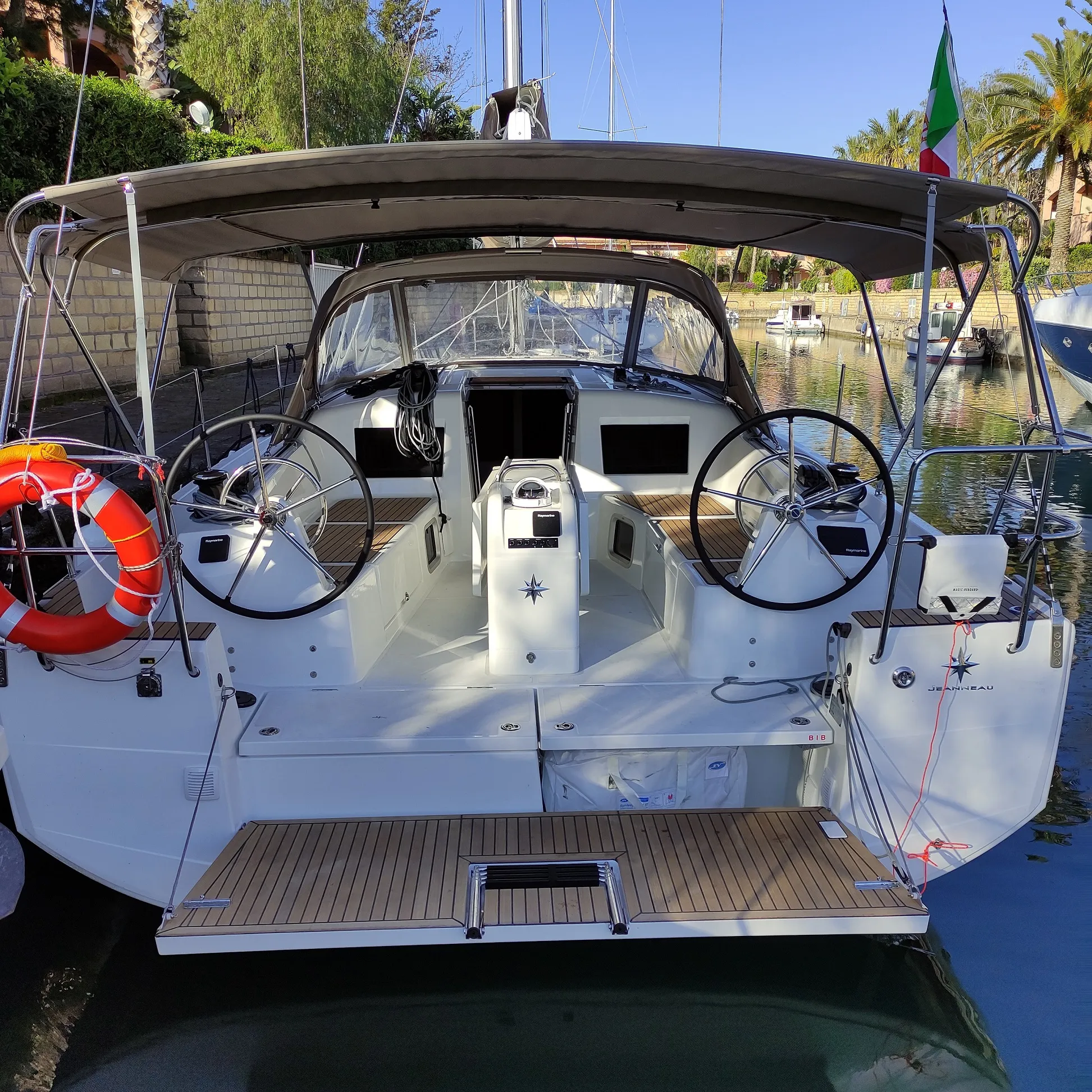 Sun Odyssey 410 Camilleri — фотография яхты 3