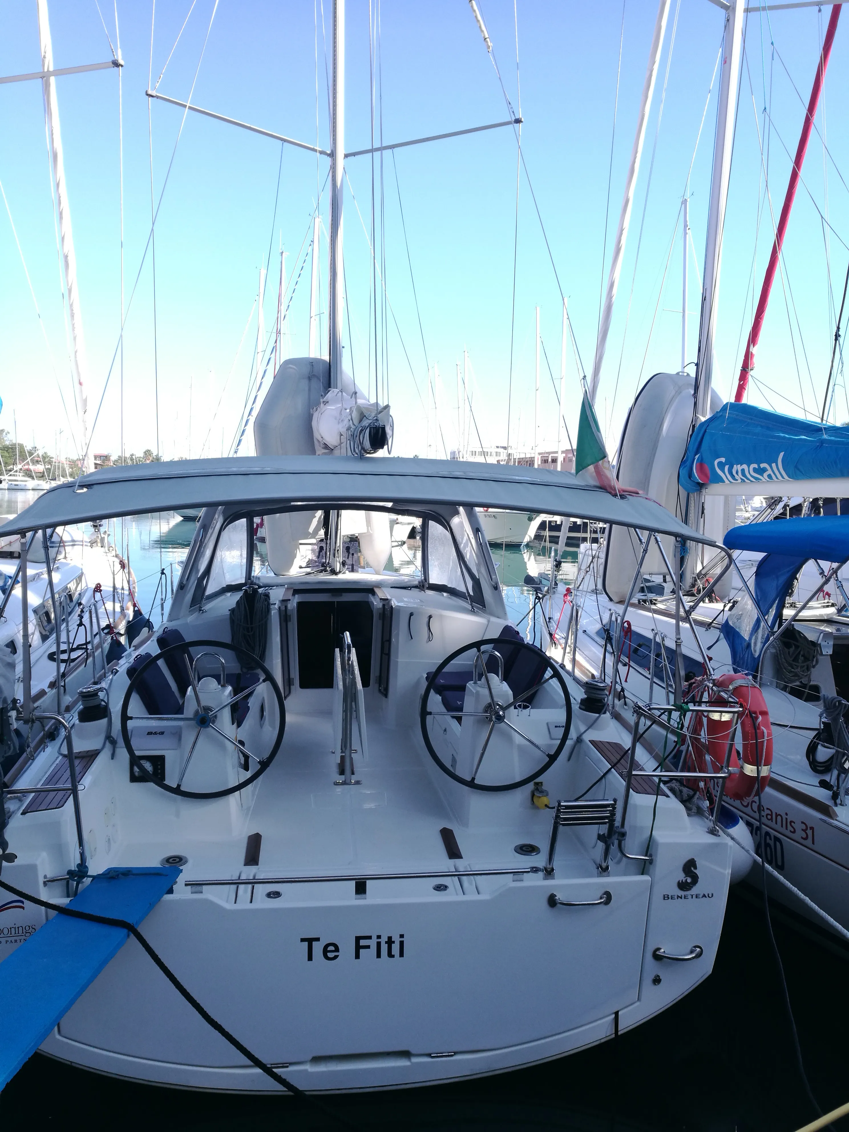 Oceanis 35 Te Fiti — фотография яхты 8