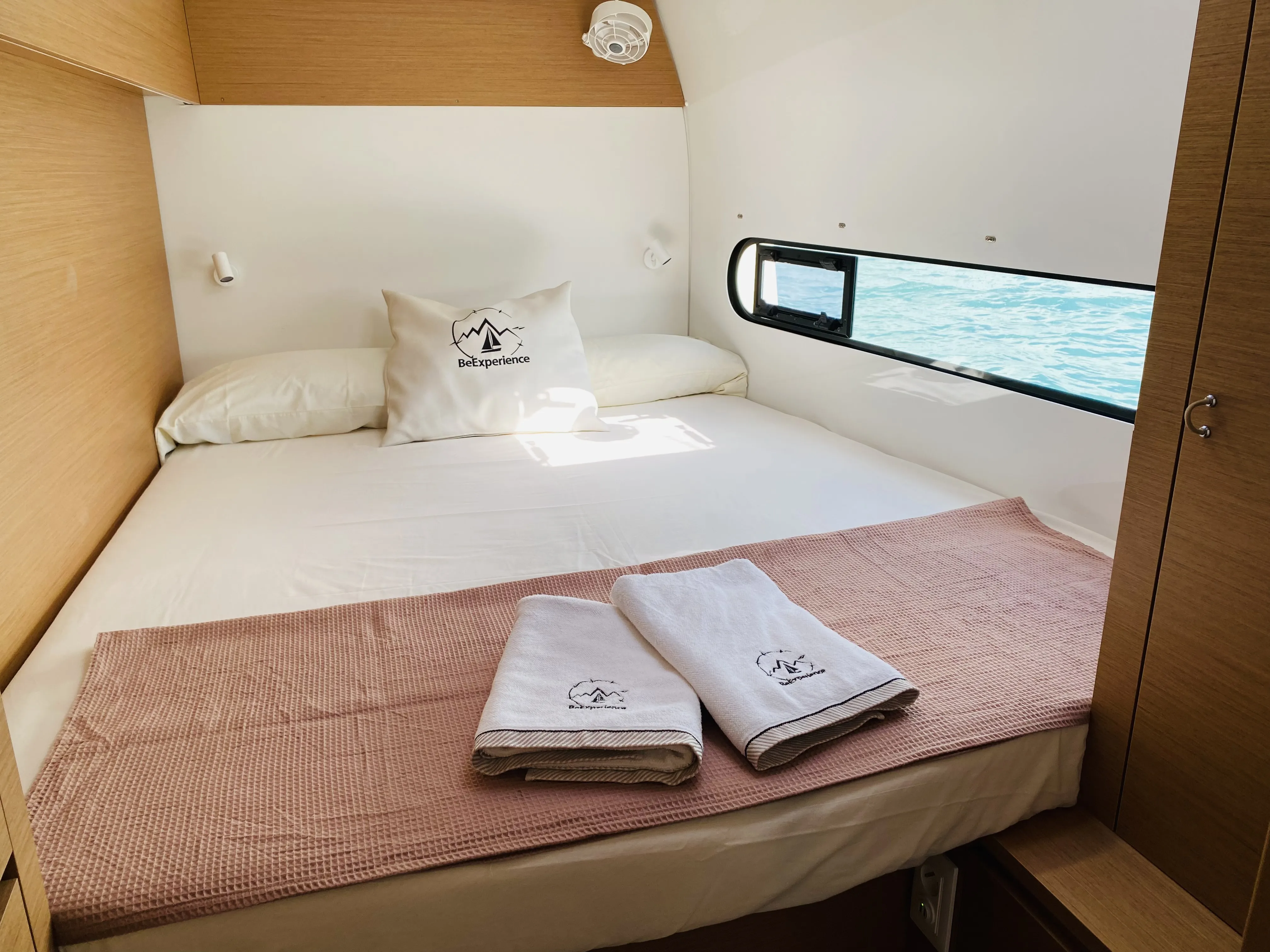 Excess 11 YEMAYA IBIZA CREWED — foto del yate n.º 38