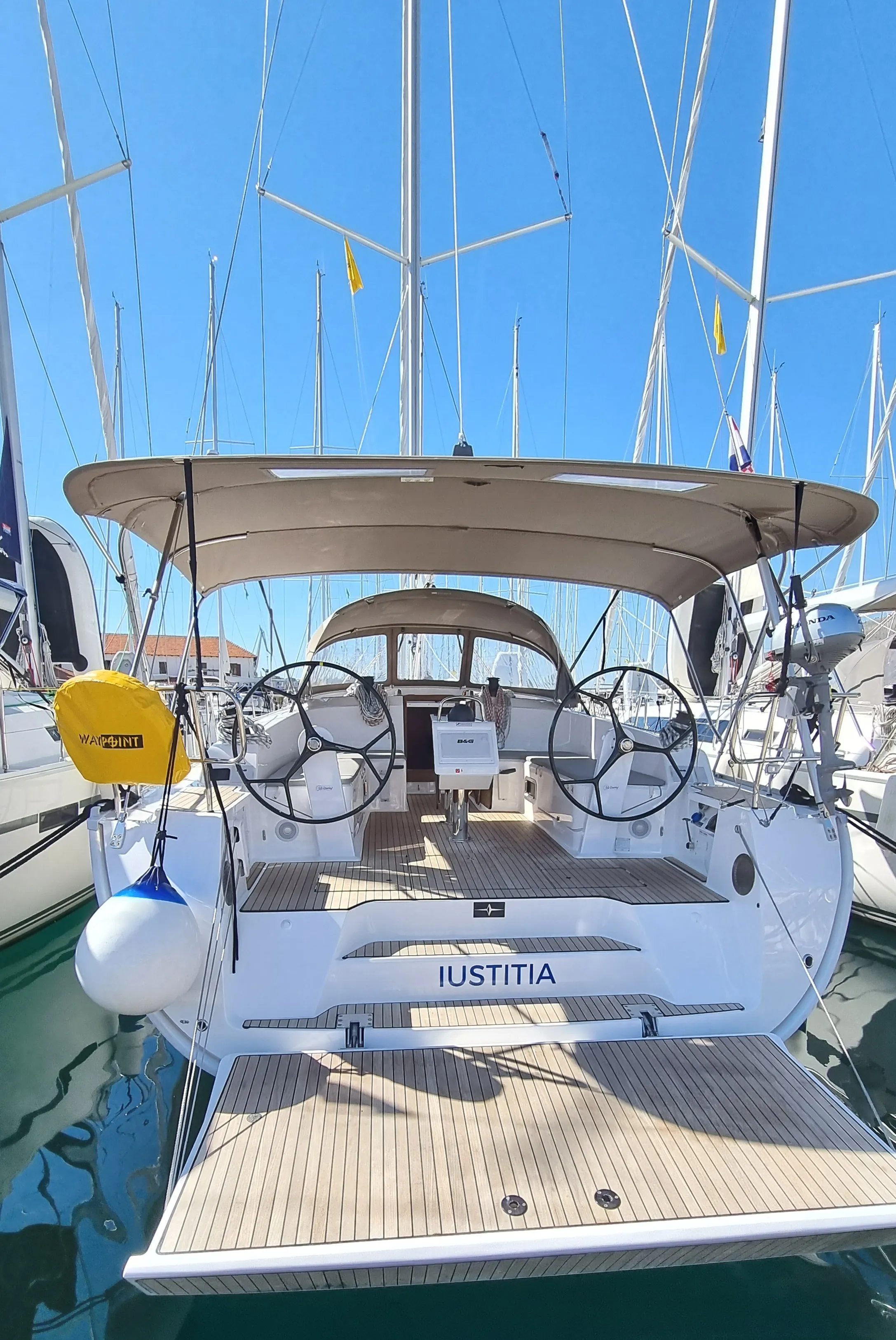 Bavaria Cruiser 46 Iustitia — фотография яхты 13