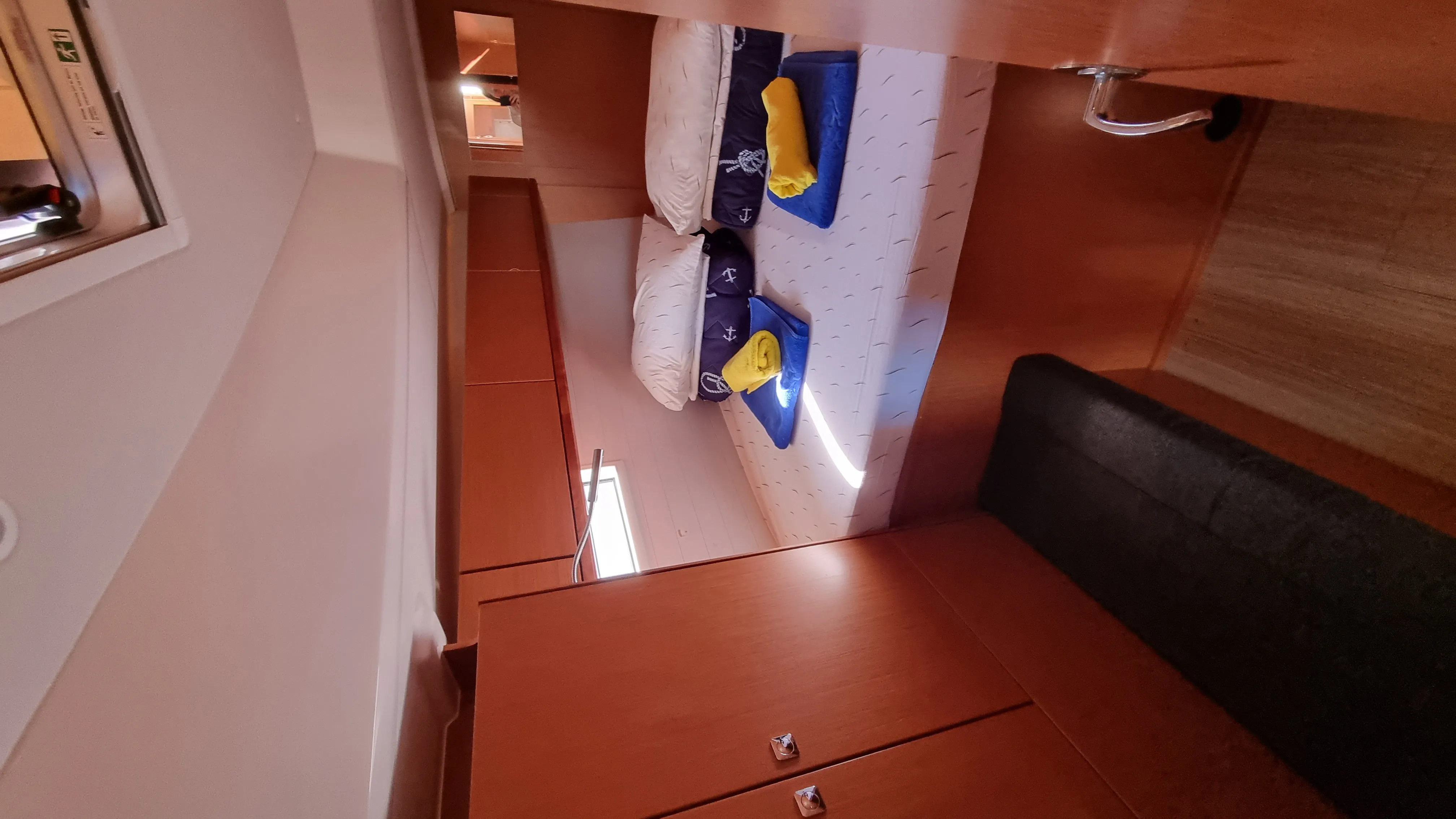 Bavaria Cruiser 46 Iustitia — фотография яхты 15