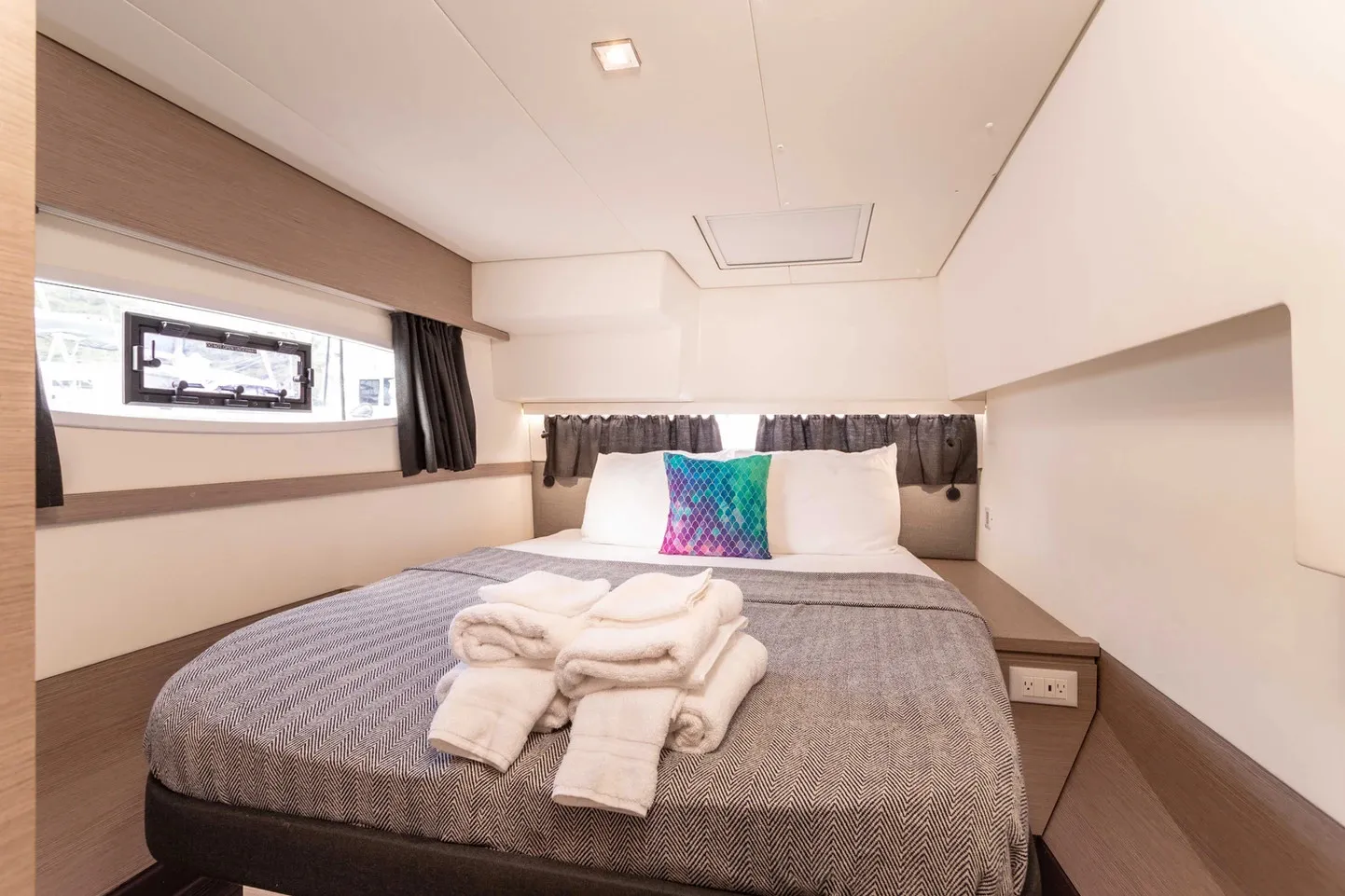 Saba 50 Phoenix — foto dello yacht n. 6