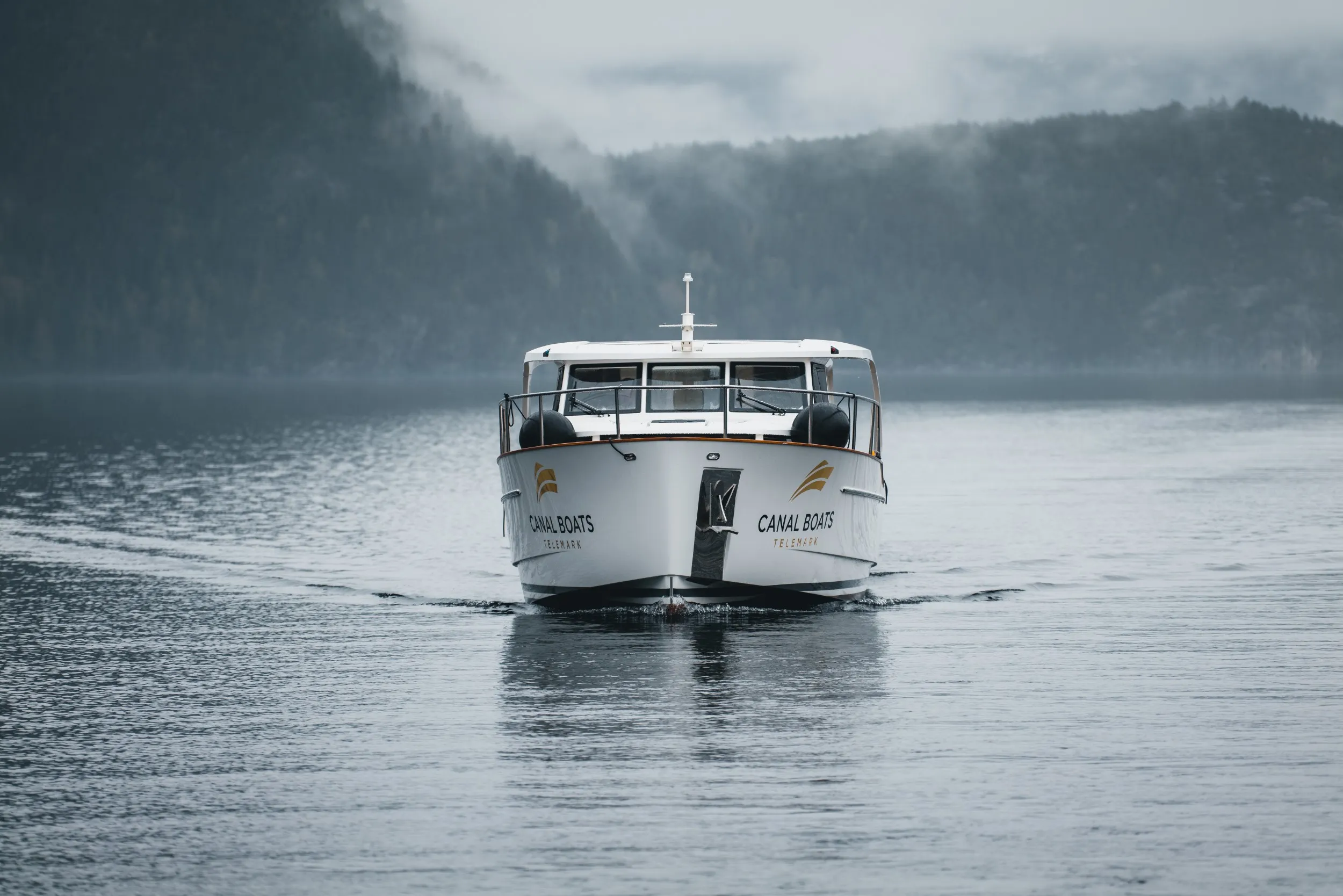 Greenline 33 Kragero — yacht photo 2